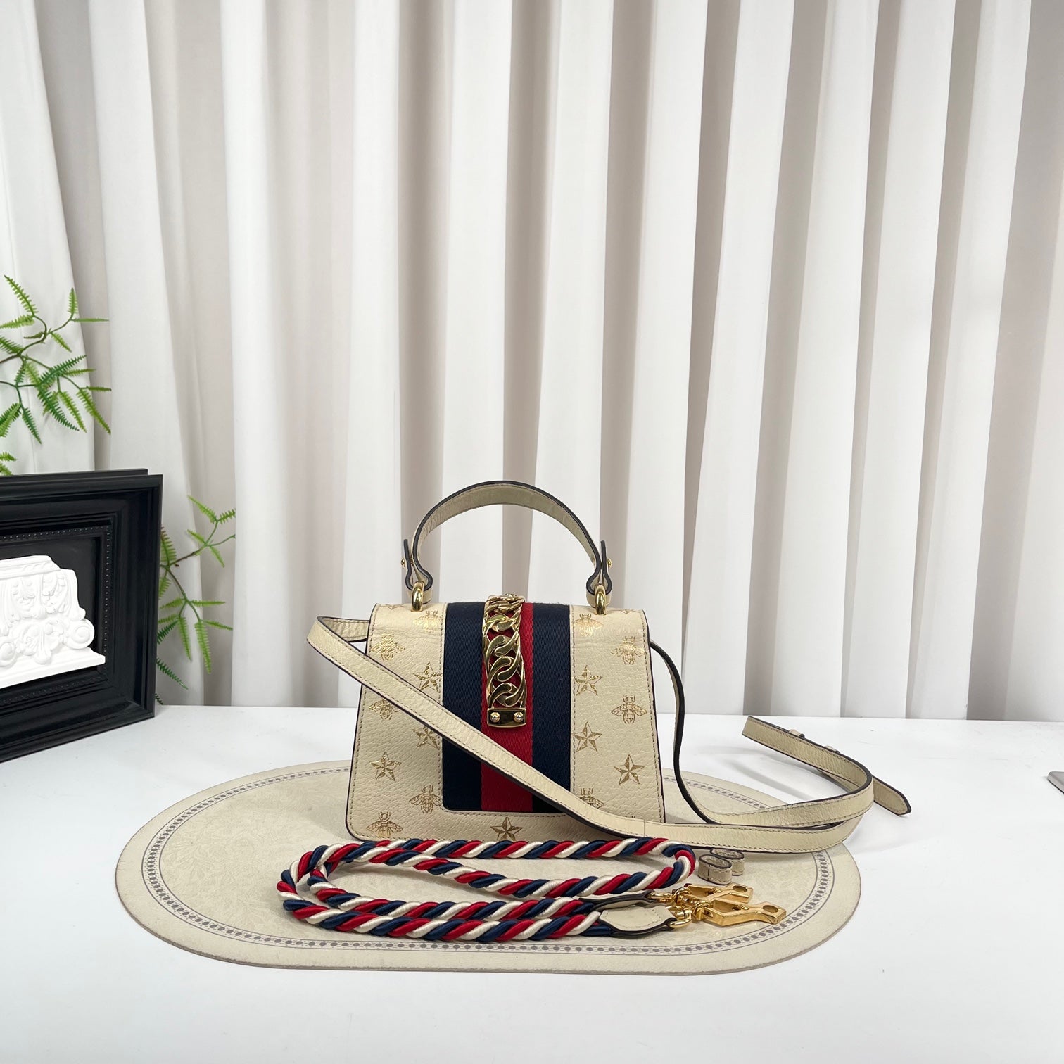 GUCCI Sylvie