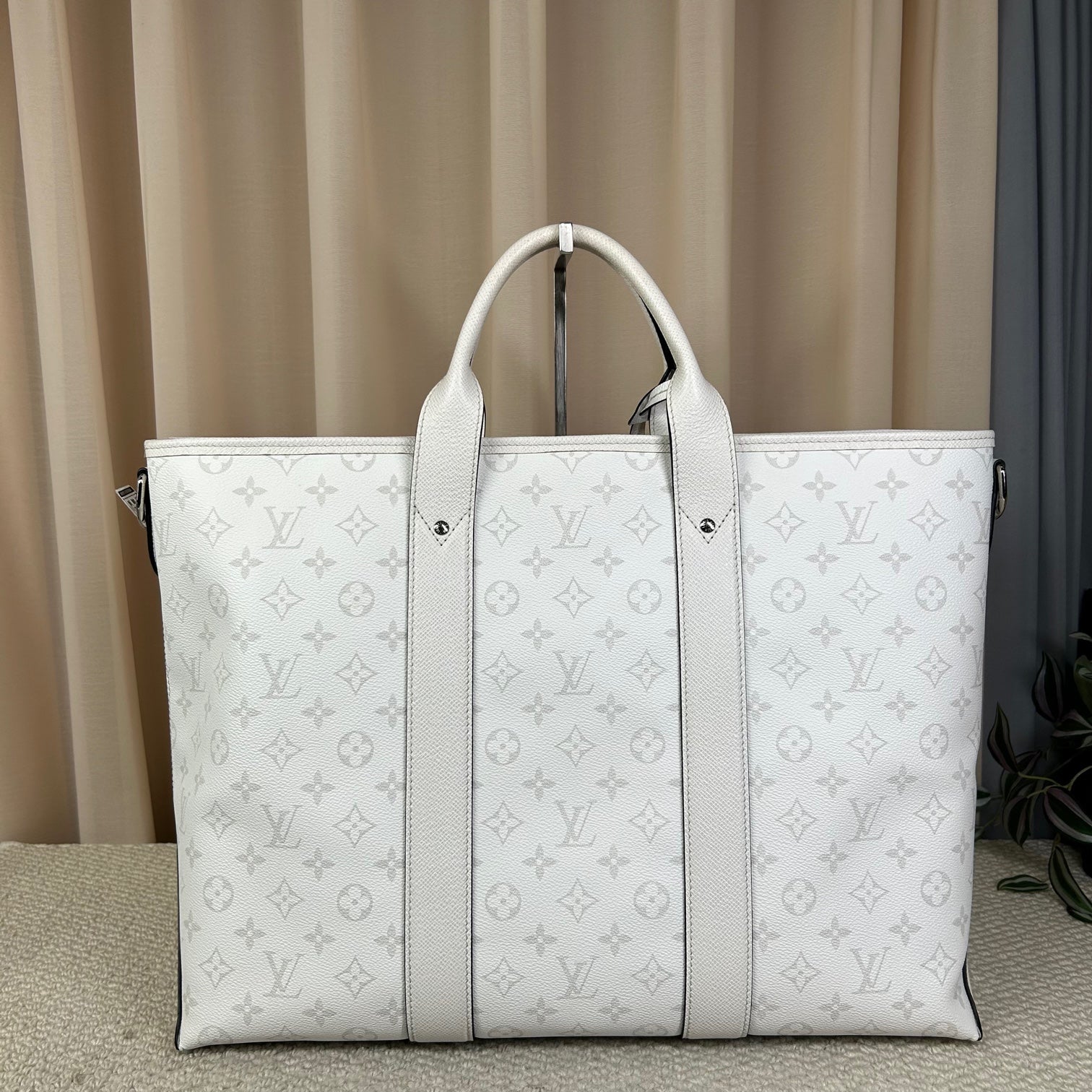 Louis Vuitton Weekend Monogram Tote Bag