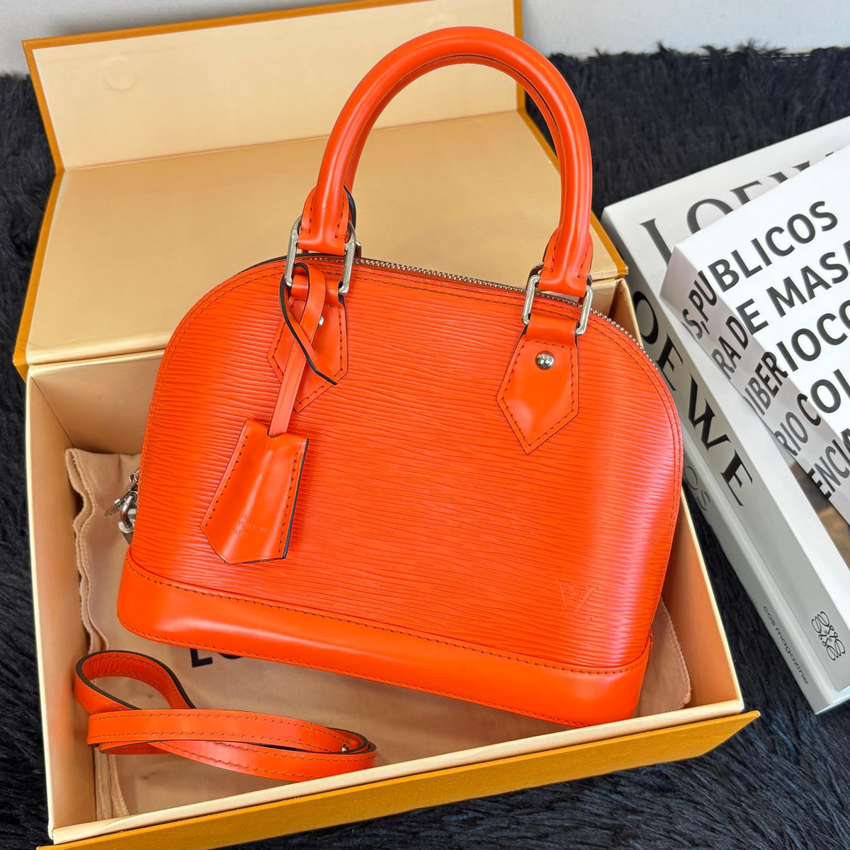 Louis Vuitton Alma BB Epi Orange