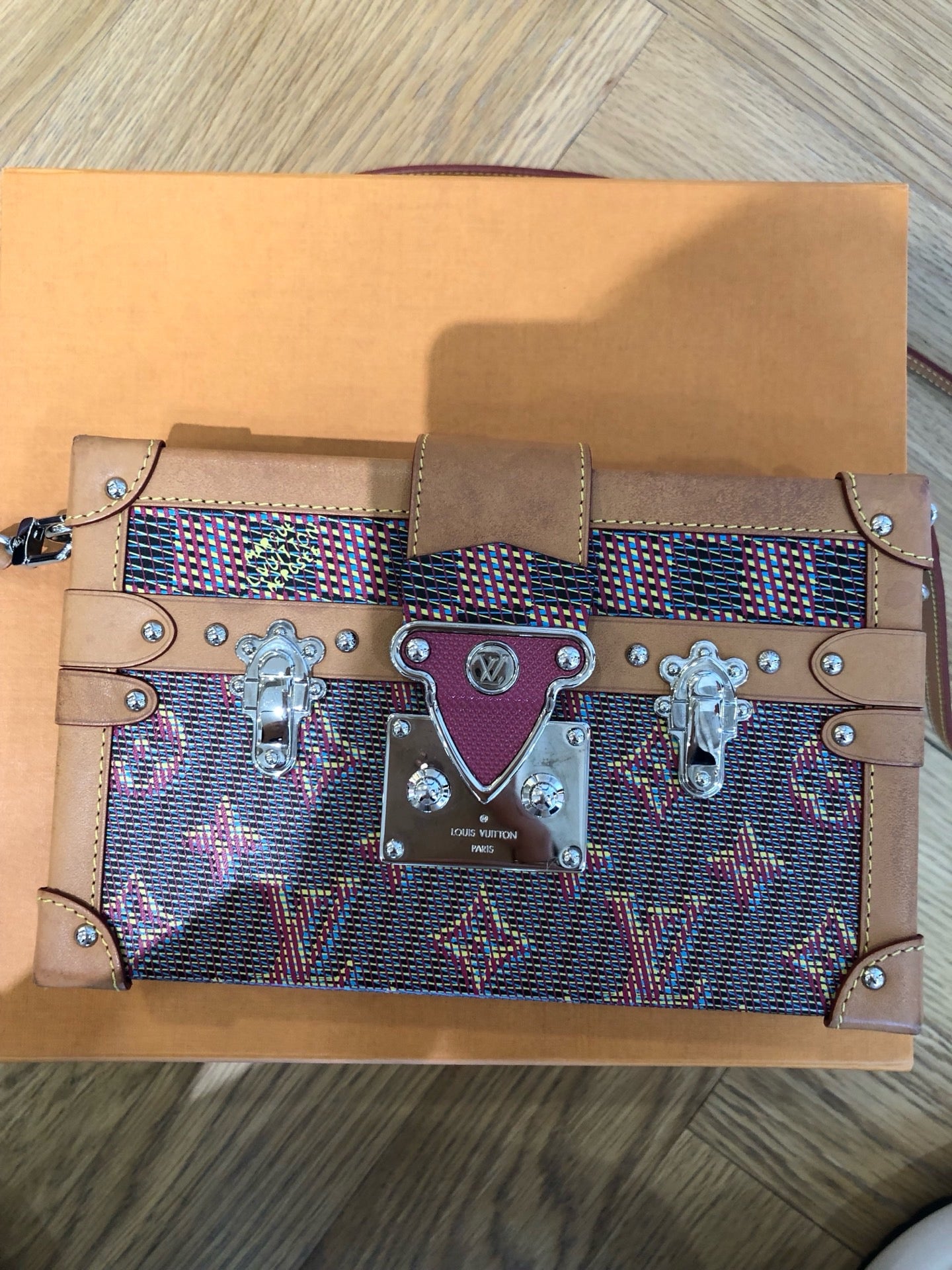 Louis Vuitton Petite Malle