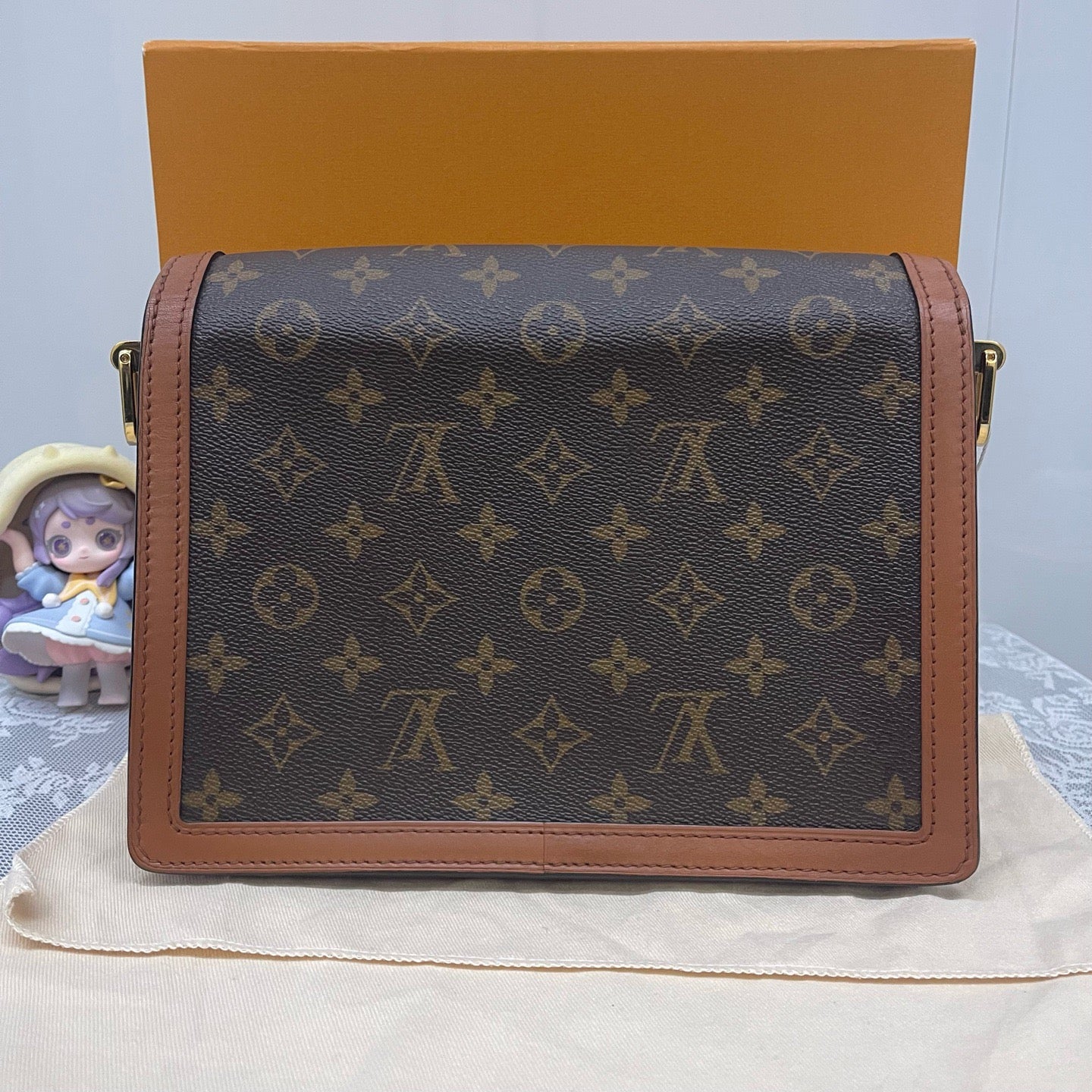 Louis Vuitton Dauphine MM Reverse Monogram