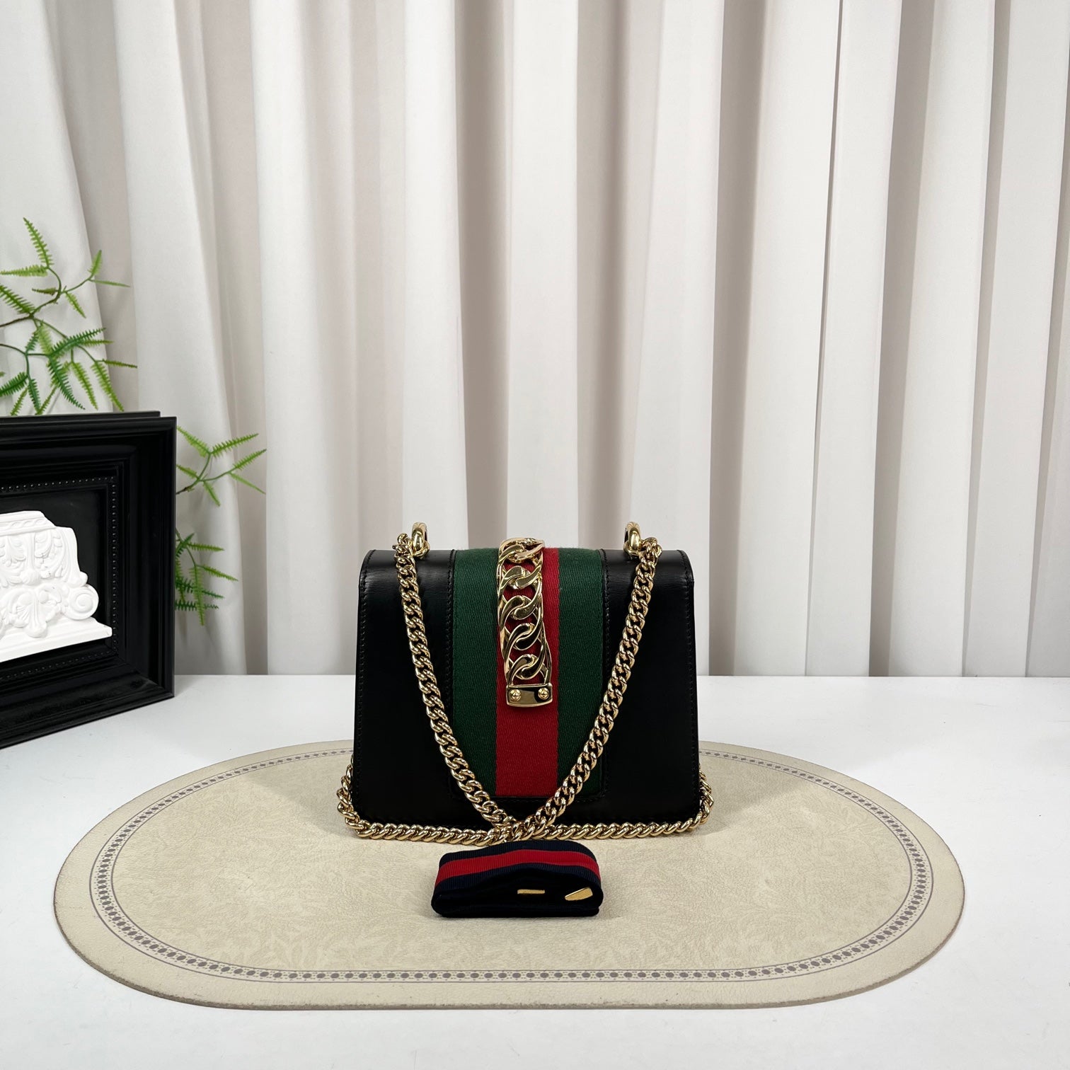 Gucci Supreme Shoulder Bag