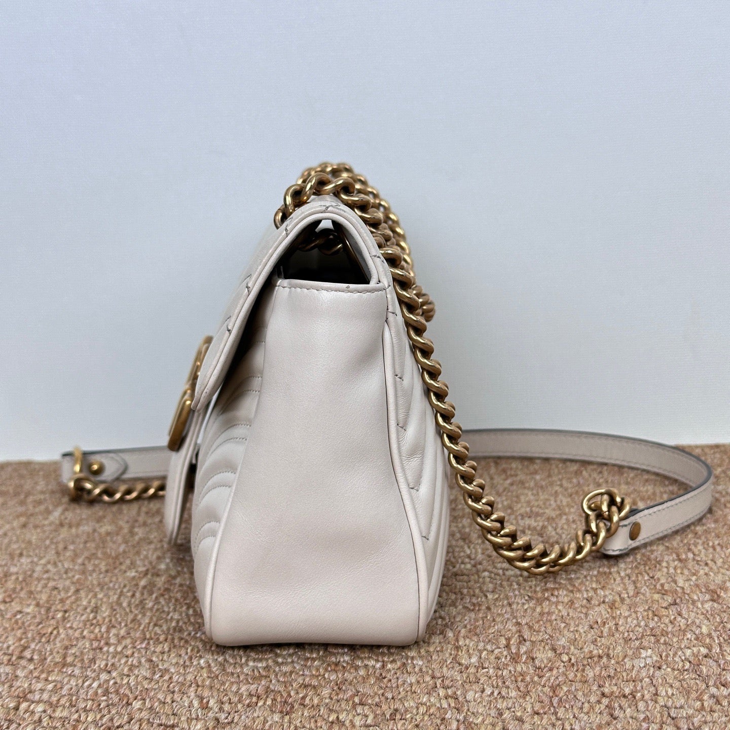 Gucci GG Marmont 26 White