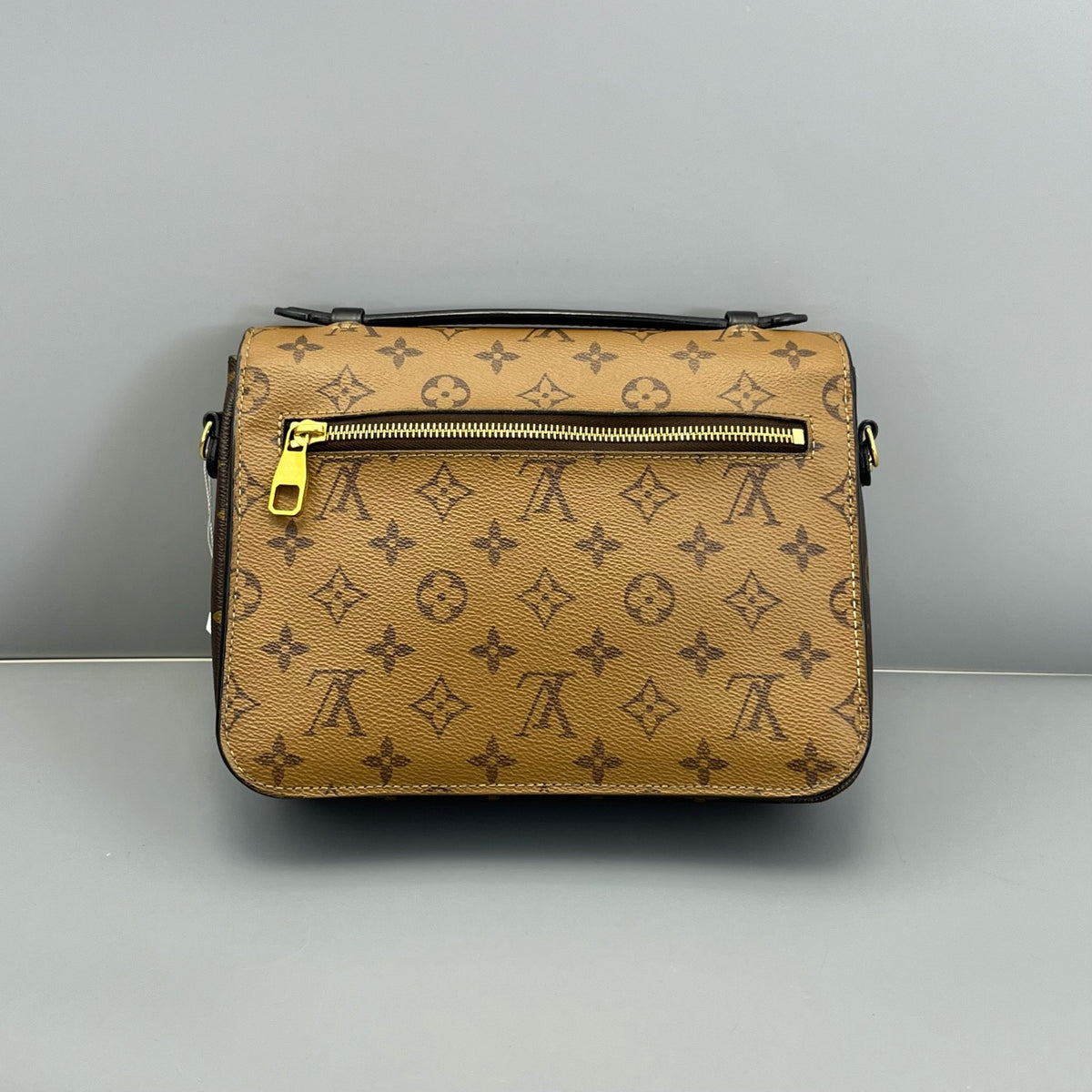 Louis Vuitton Monogram Reverse Pochette Métis