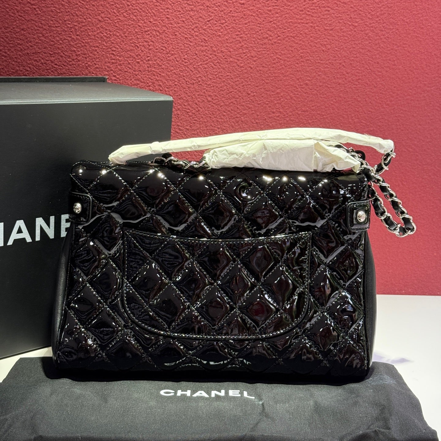 Chanel Medium Classic Flap Handbag in Gloss Black Patent