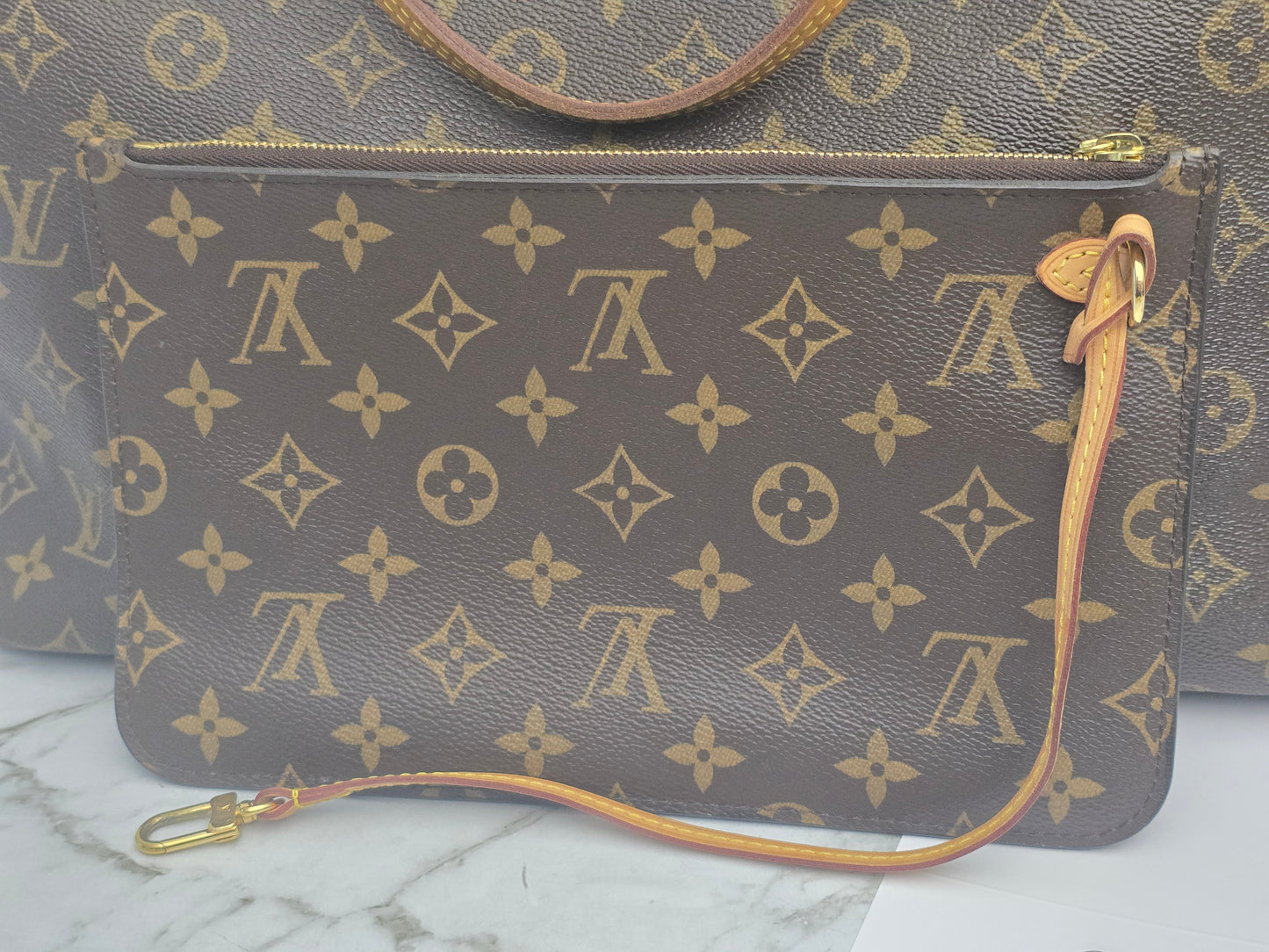 Pre-owned Authentic Louis Vuitton Neverfull GM In Excellent Condition