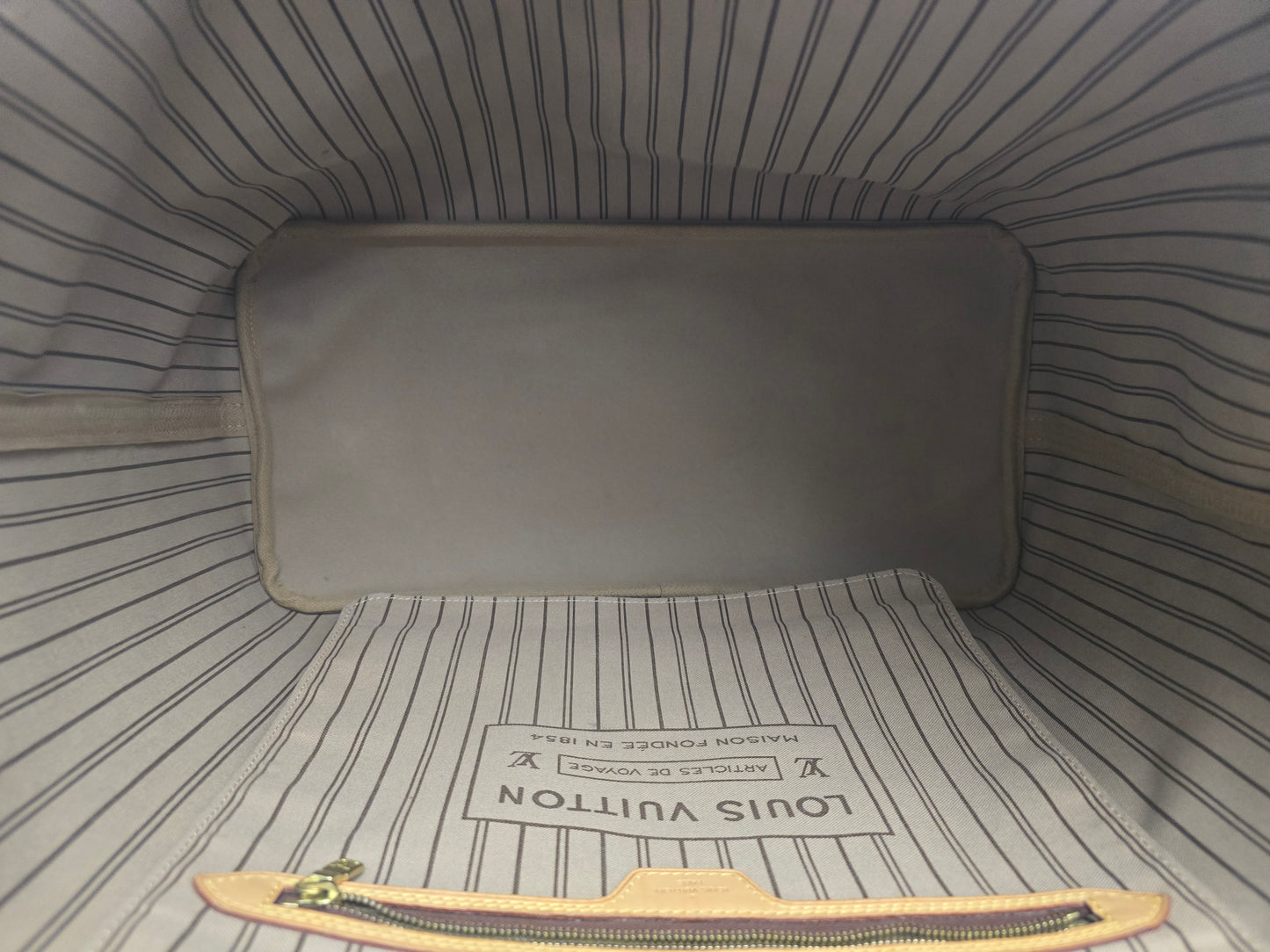 Pre-owned Authentic Louis Vuitton Neverfull GM In Excellent Condition
