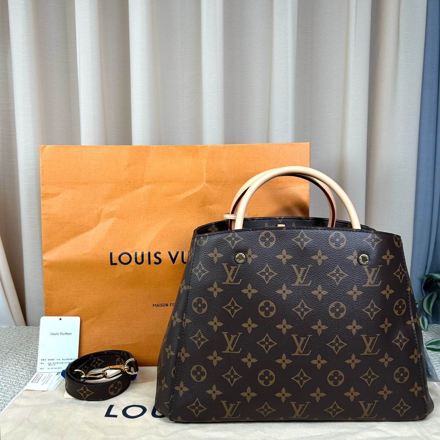 Louis Vuitton Montaigne Bag Medium Brown Monogram Canvas