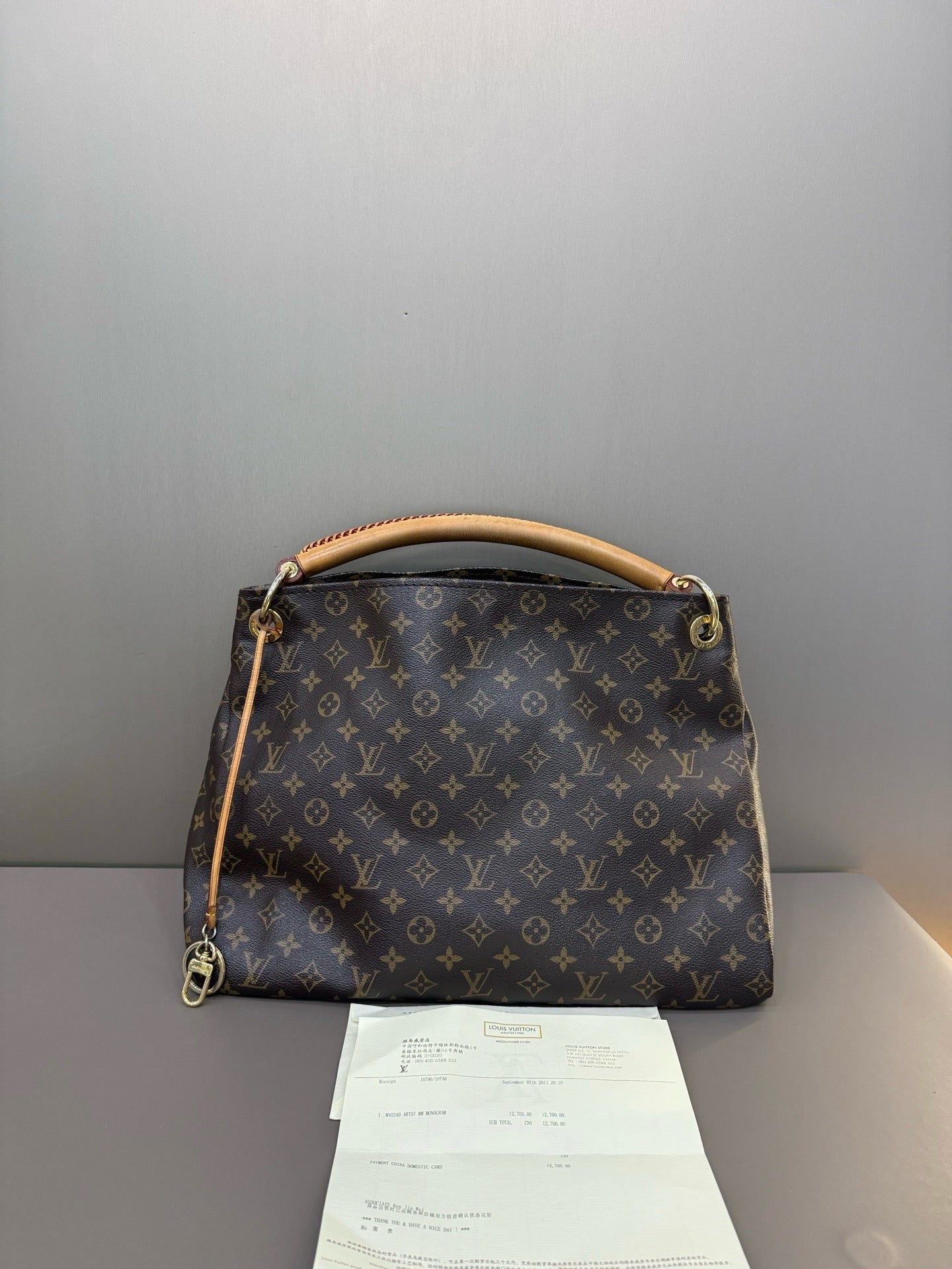 Louis Vuitton Monogram Artsy MM