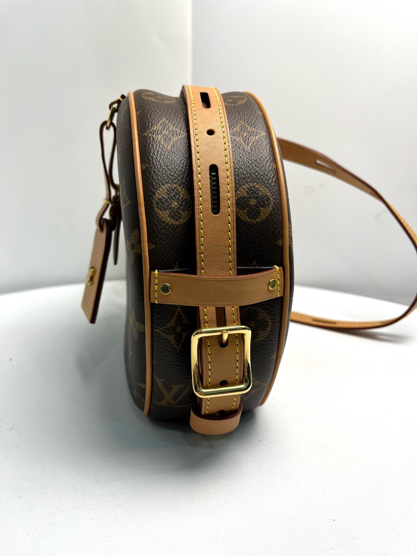 LOUIS VUITTON Monogram Canvas Boite Chapeau Souple MM