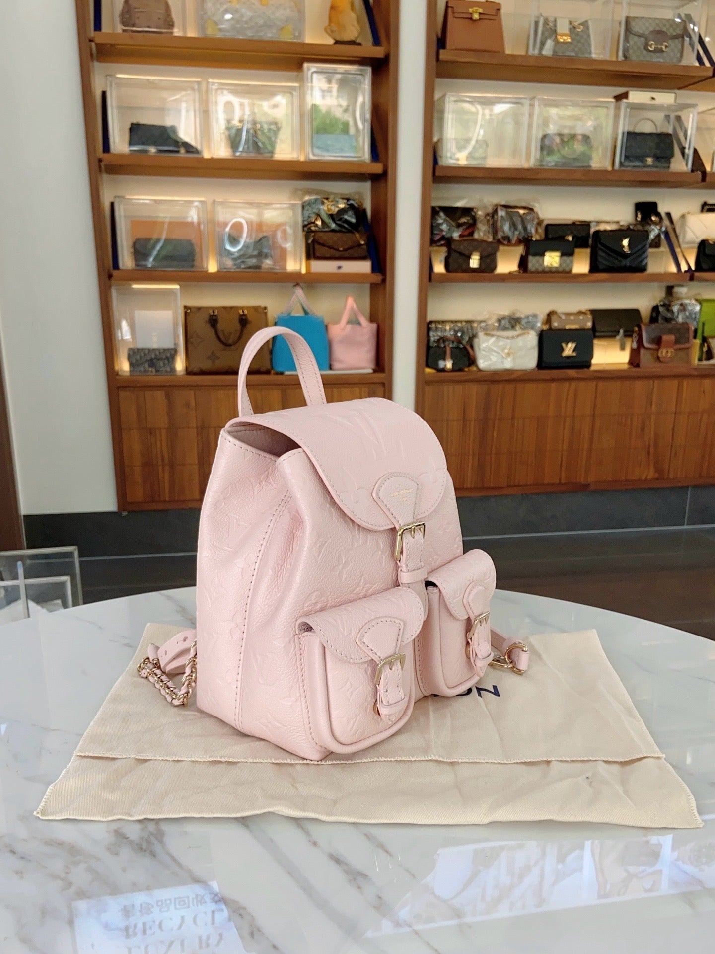 Louis Vuitton Backup Pink