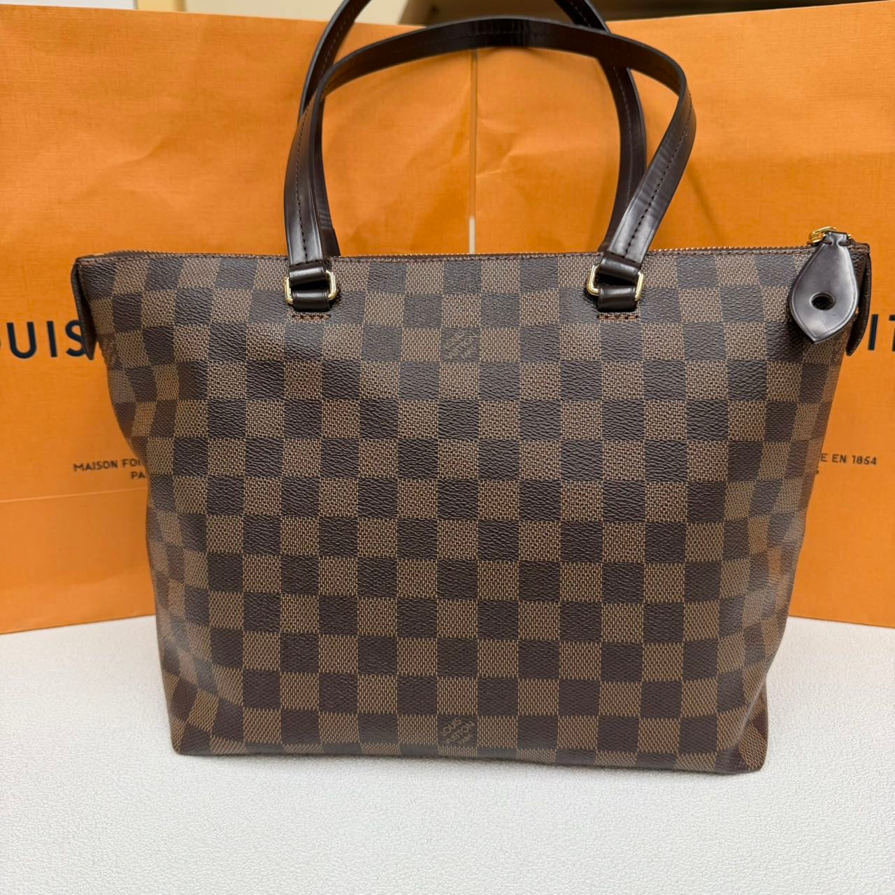 Louis Vuitton iena Tote in Damier Ebene Canvas