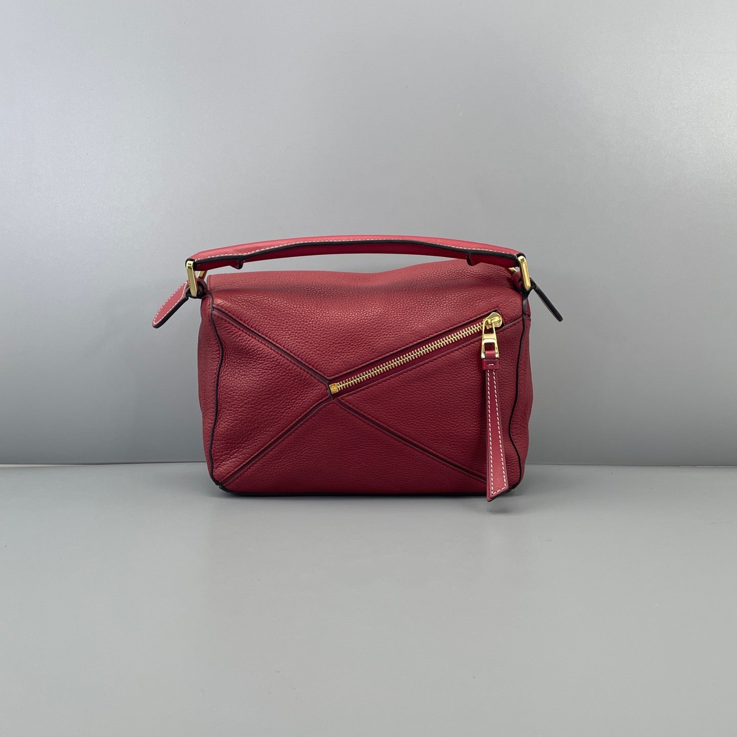 Loewe Puzzle Small Red Grained