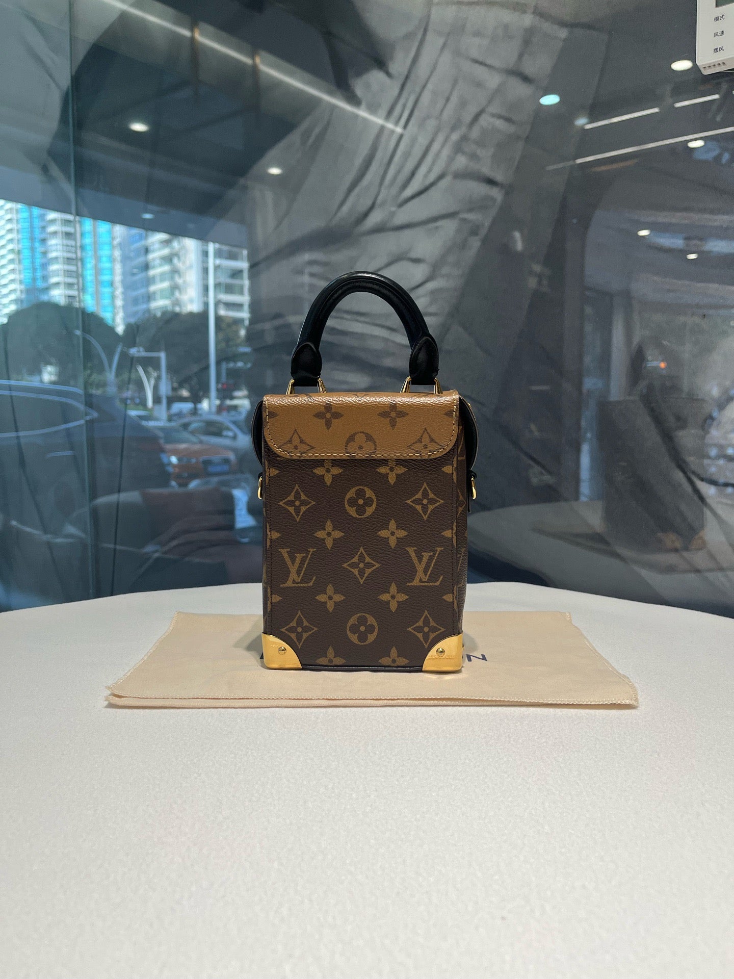 Louis Vuitton Camera Box Monogram Reverse Canvas