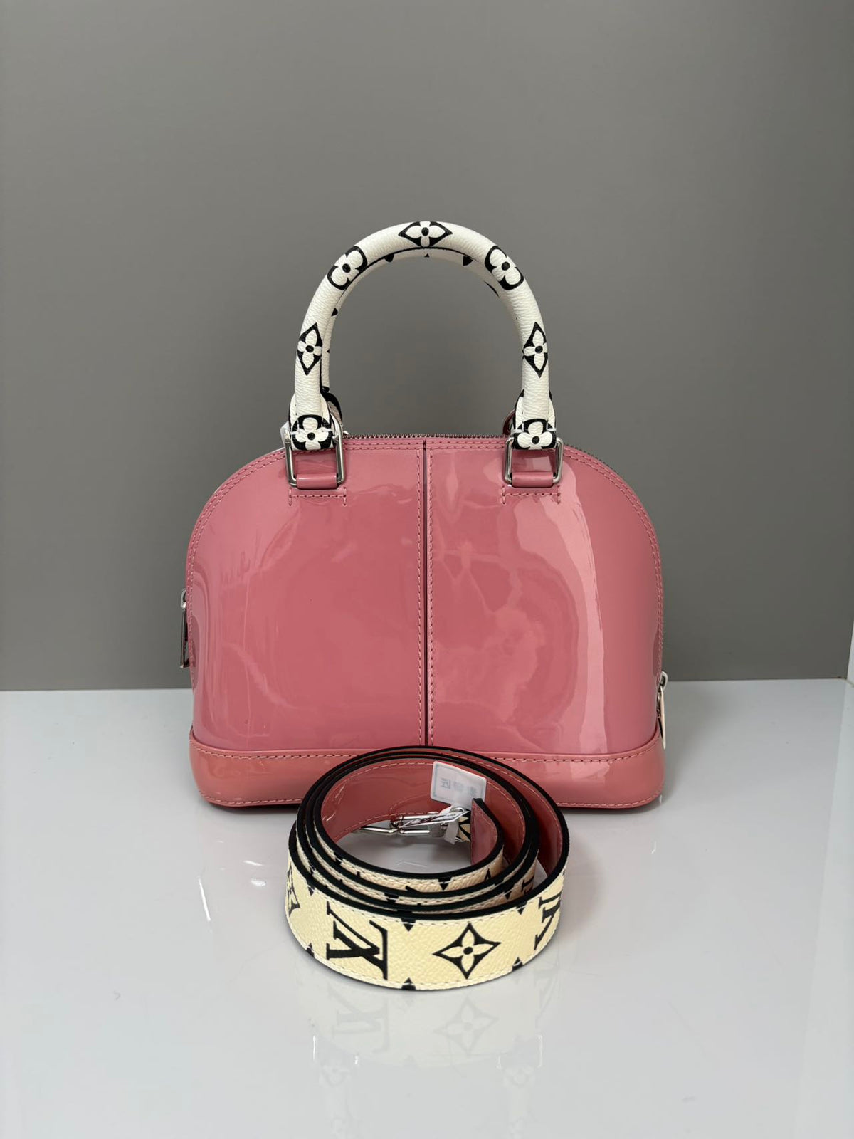 Louis Vuitton Alma BB, Pink Vernis Patent Leather