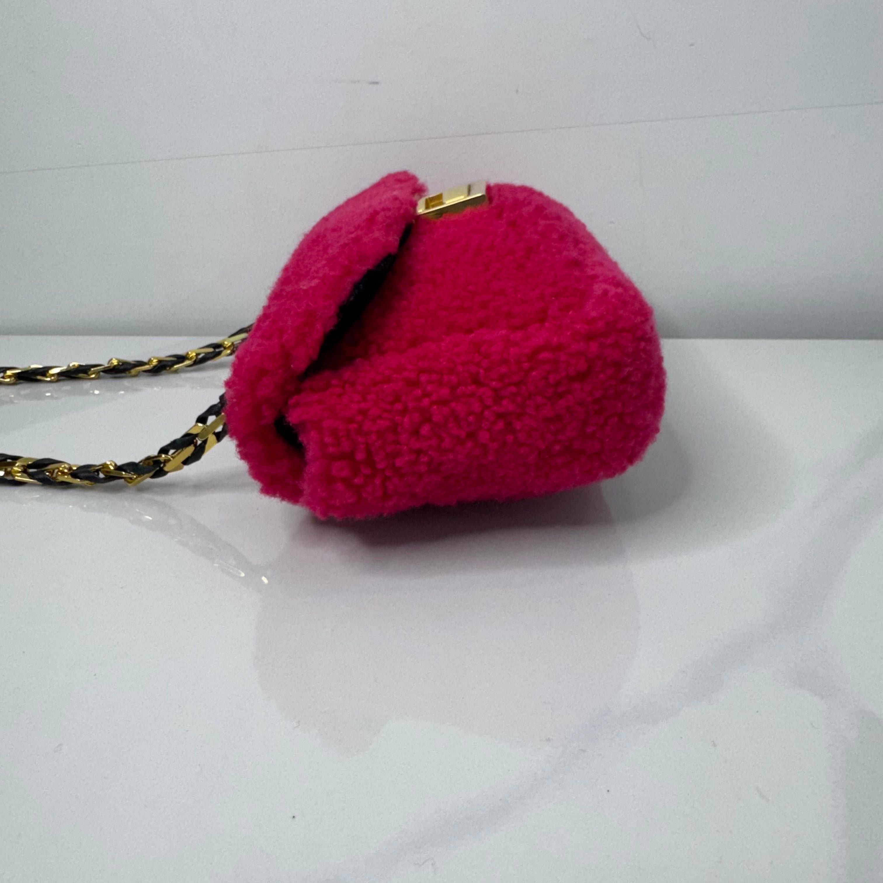 Fendi Baguette Mini Pink