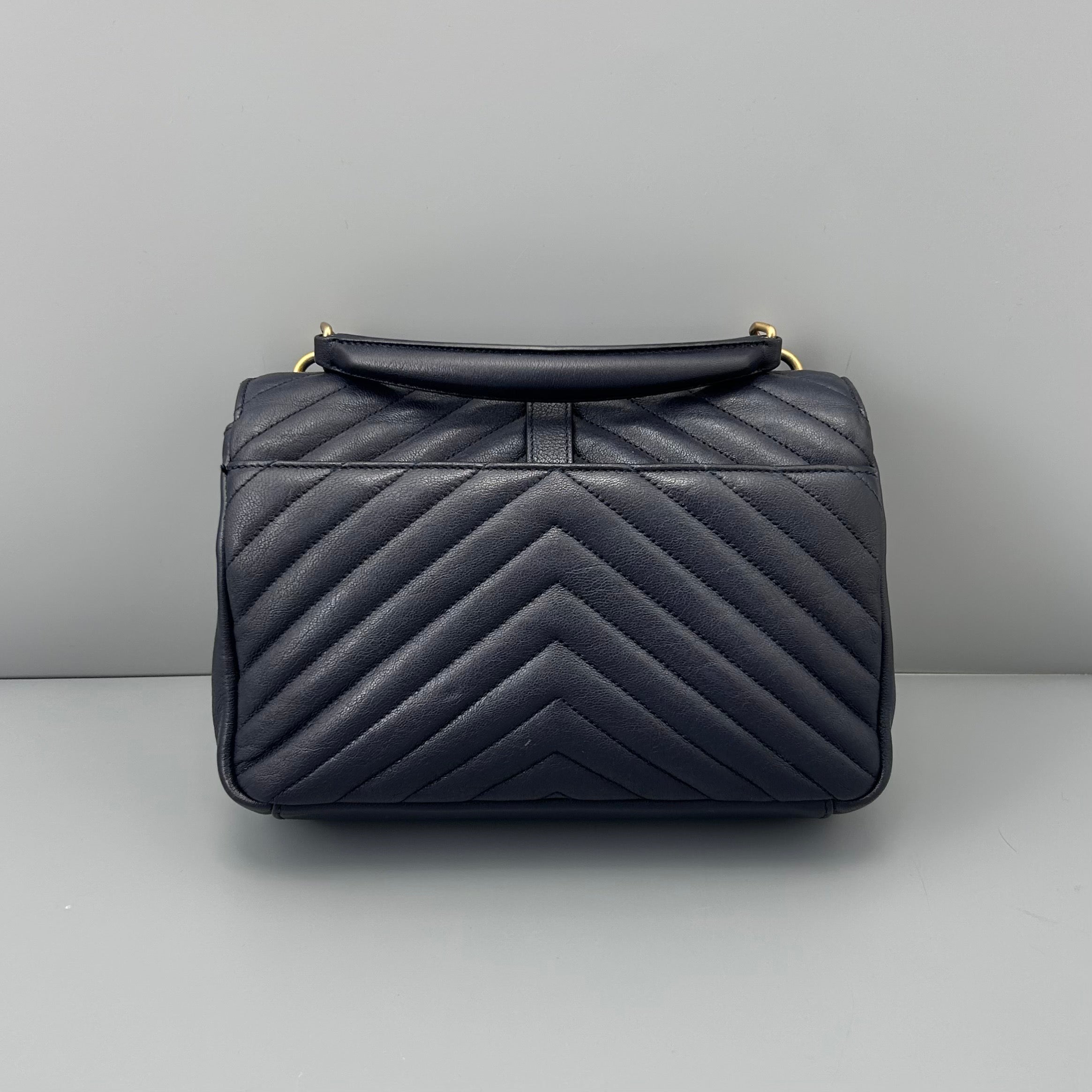 Saint Laurent College Medium
