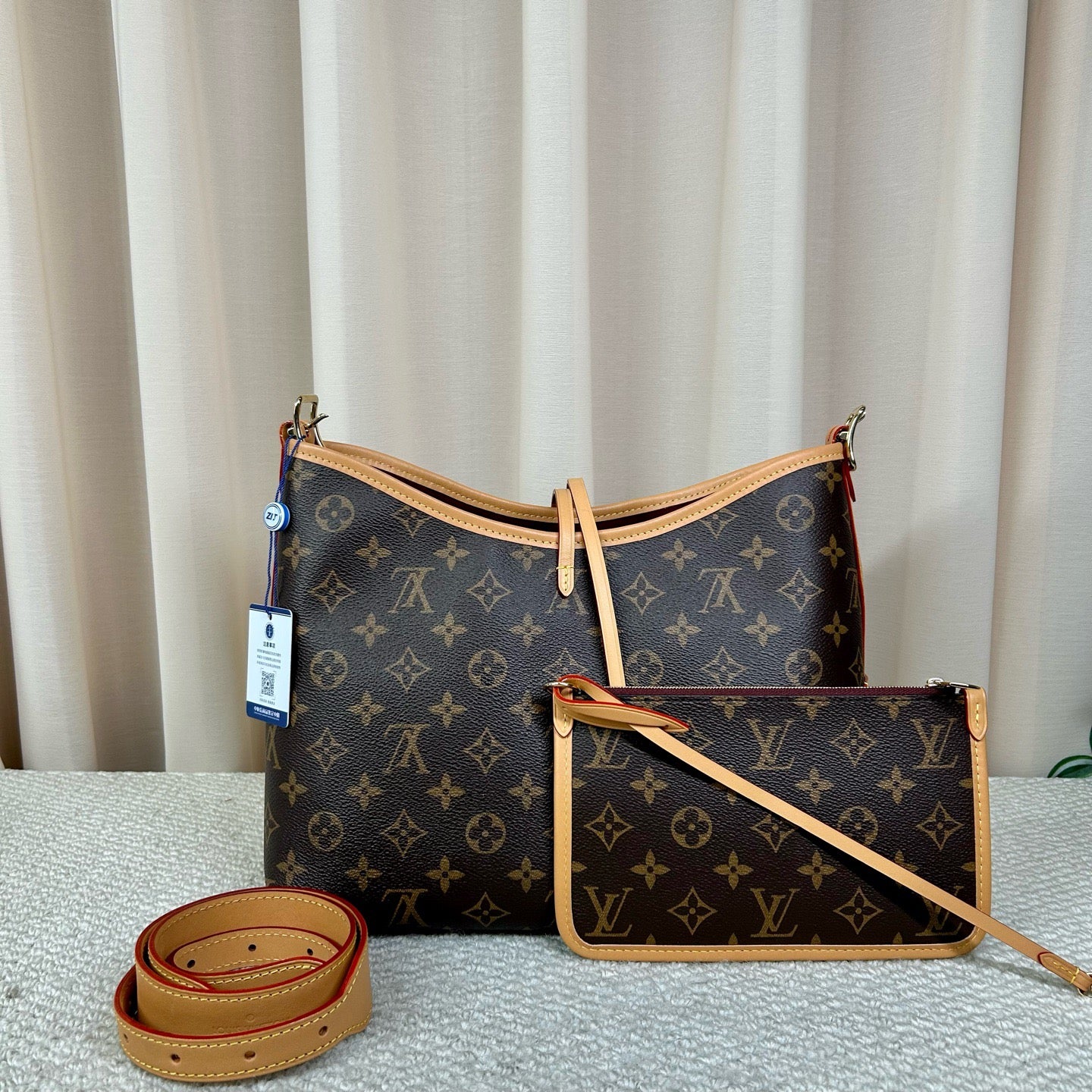 Louis Vuitton Carryall 28.5cm Monogram Mother & Child Bag