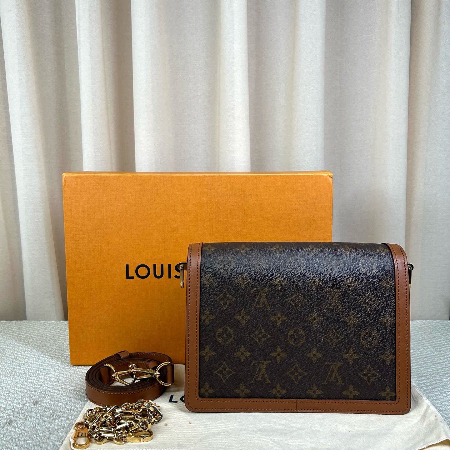 Louis Vuitton Dauphine MM Monogram & Brown Leather Bag