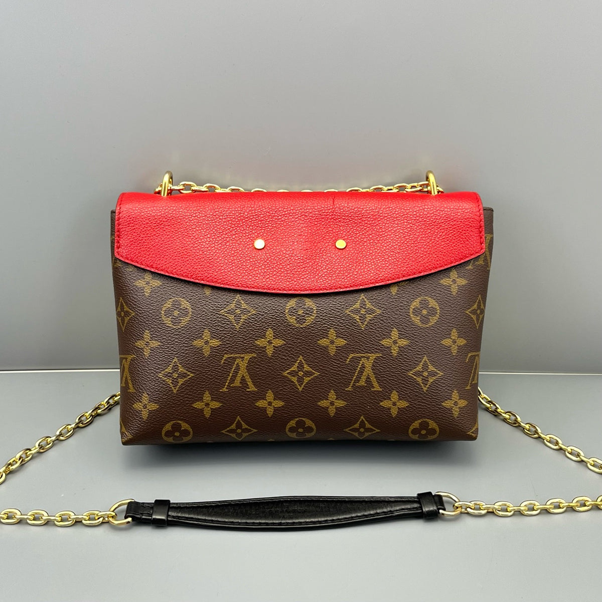 Louis Vuitton Monogram Pallas Chain