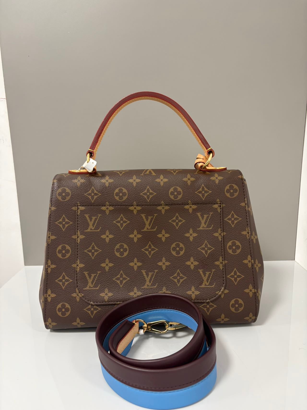 Louis Vuitton Cluny BB Monogram