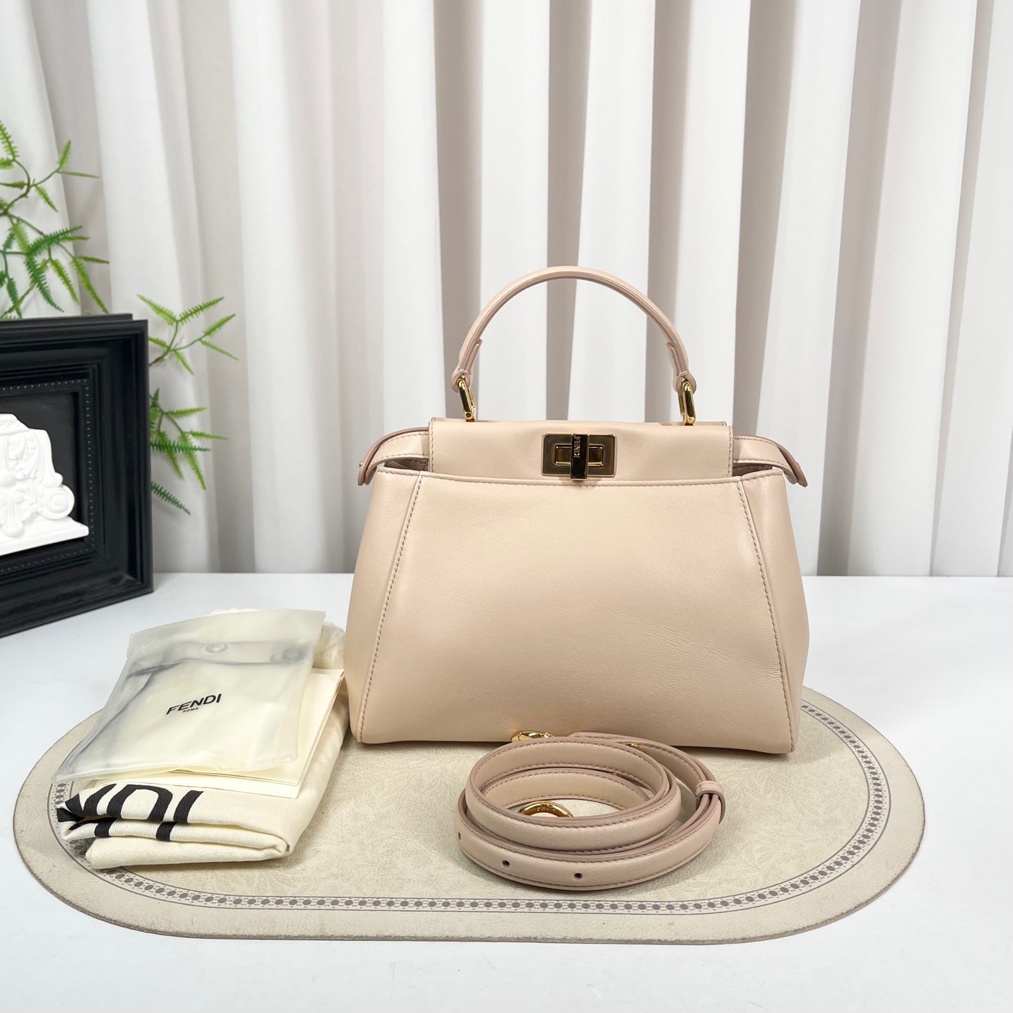 Fendi Peekaboo