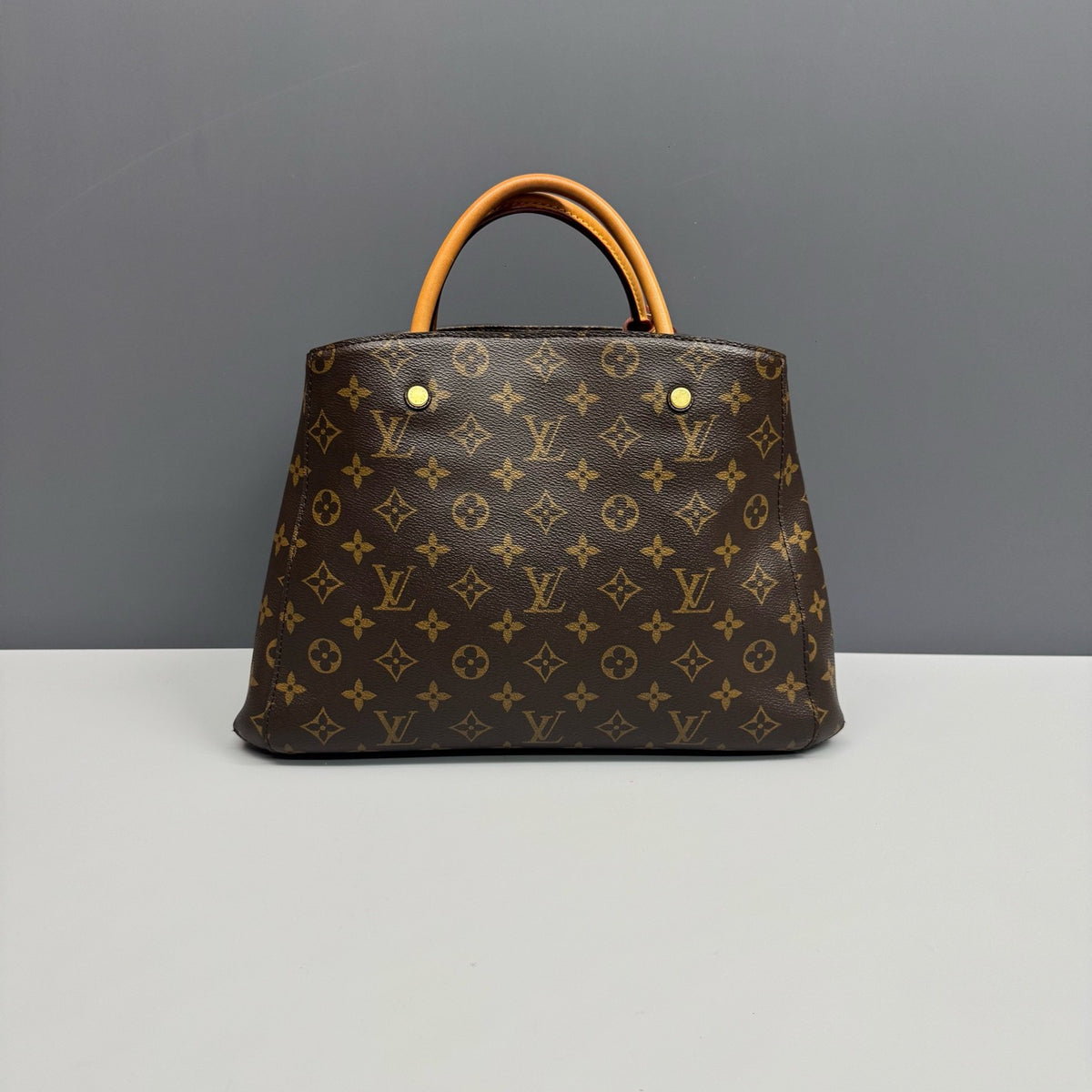 Louis Vuitton Montaigne MM