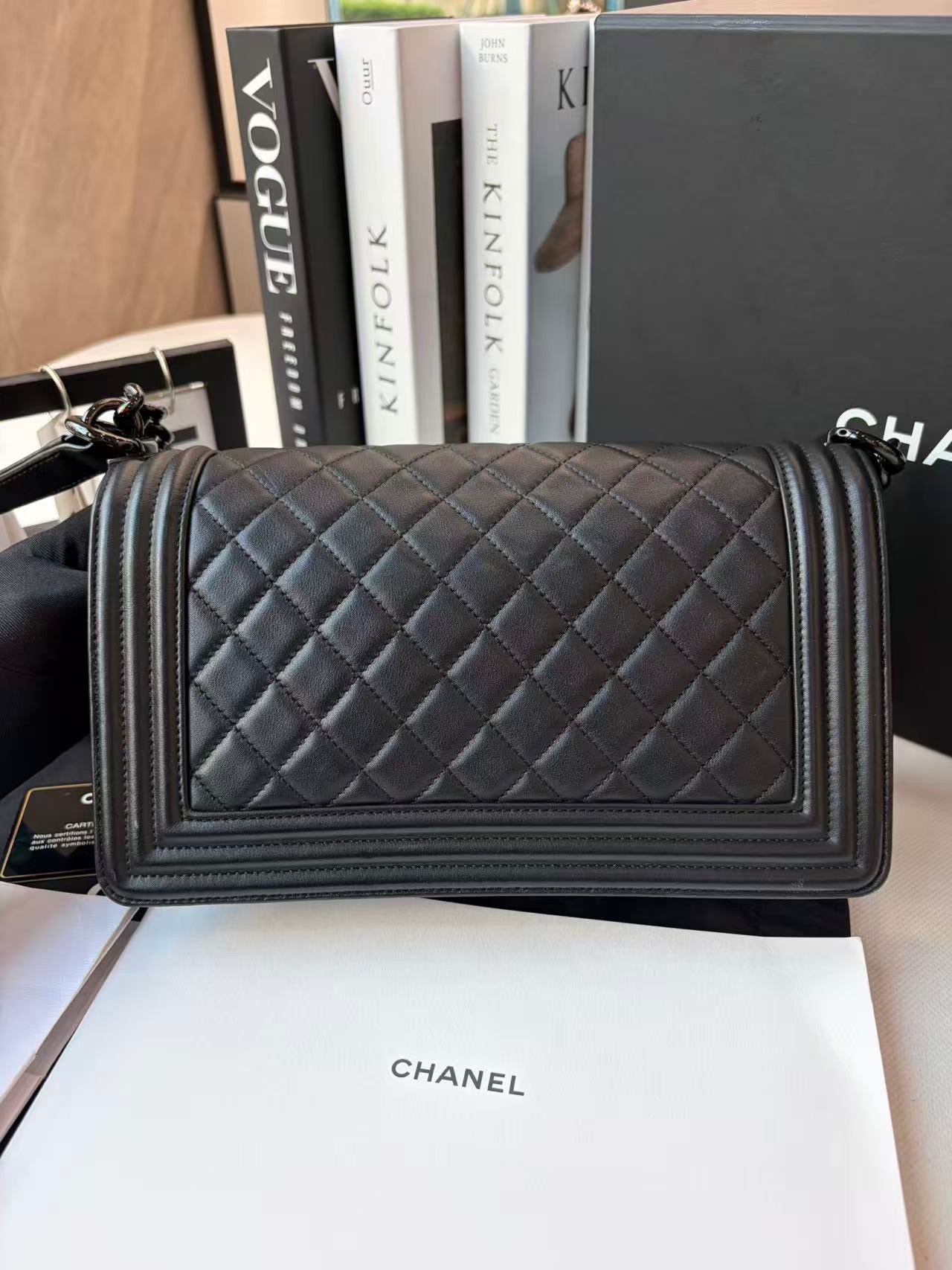 Chanel Le Boy Bag Medium