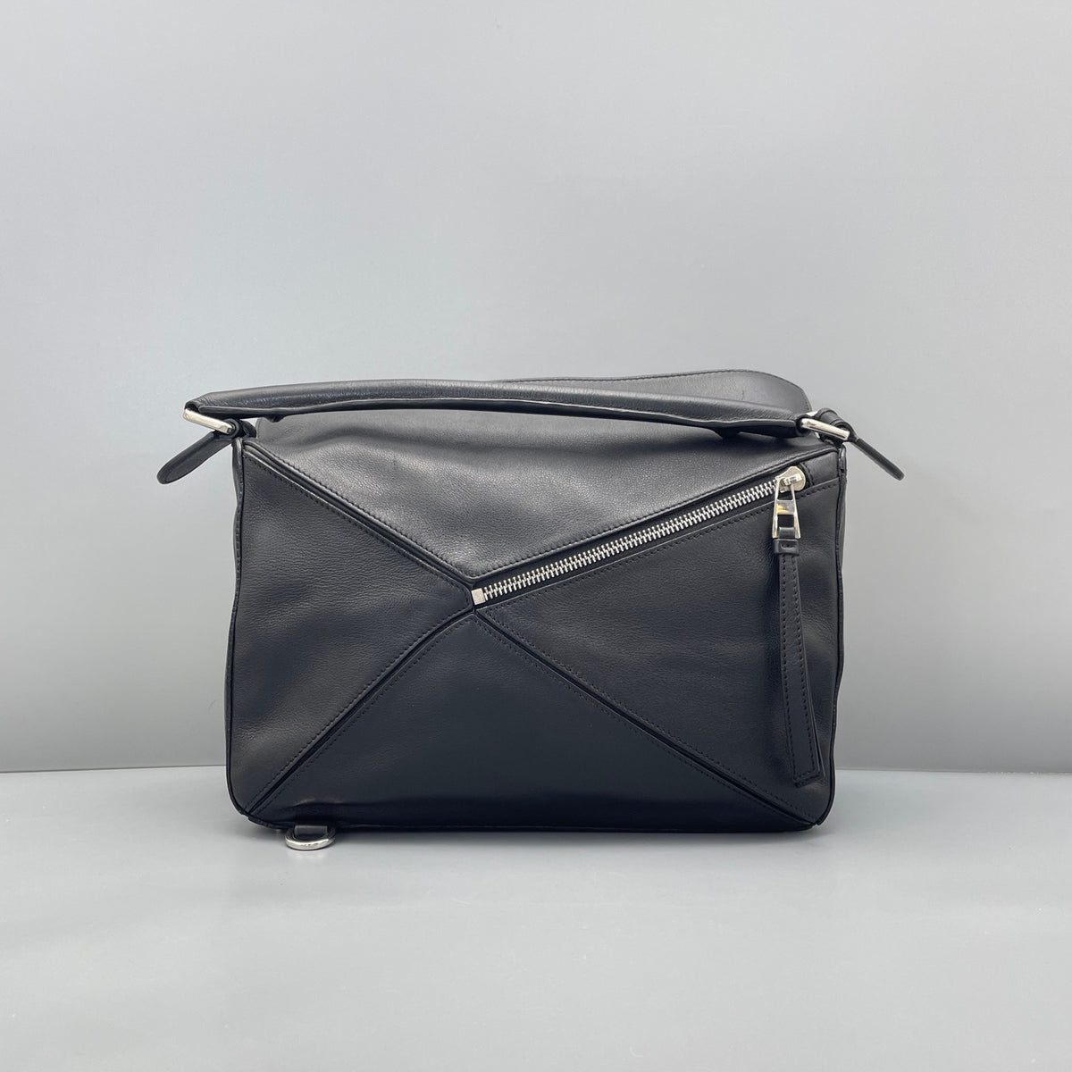 Loewe Puzzle Medium Black