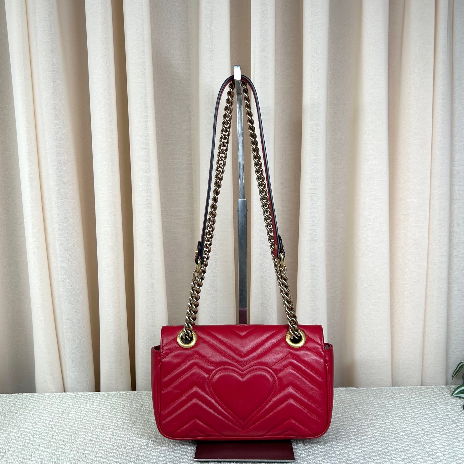 GUCCI Marmont 22