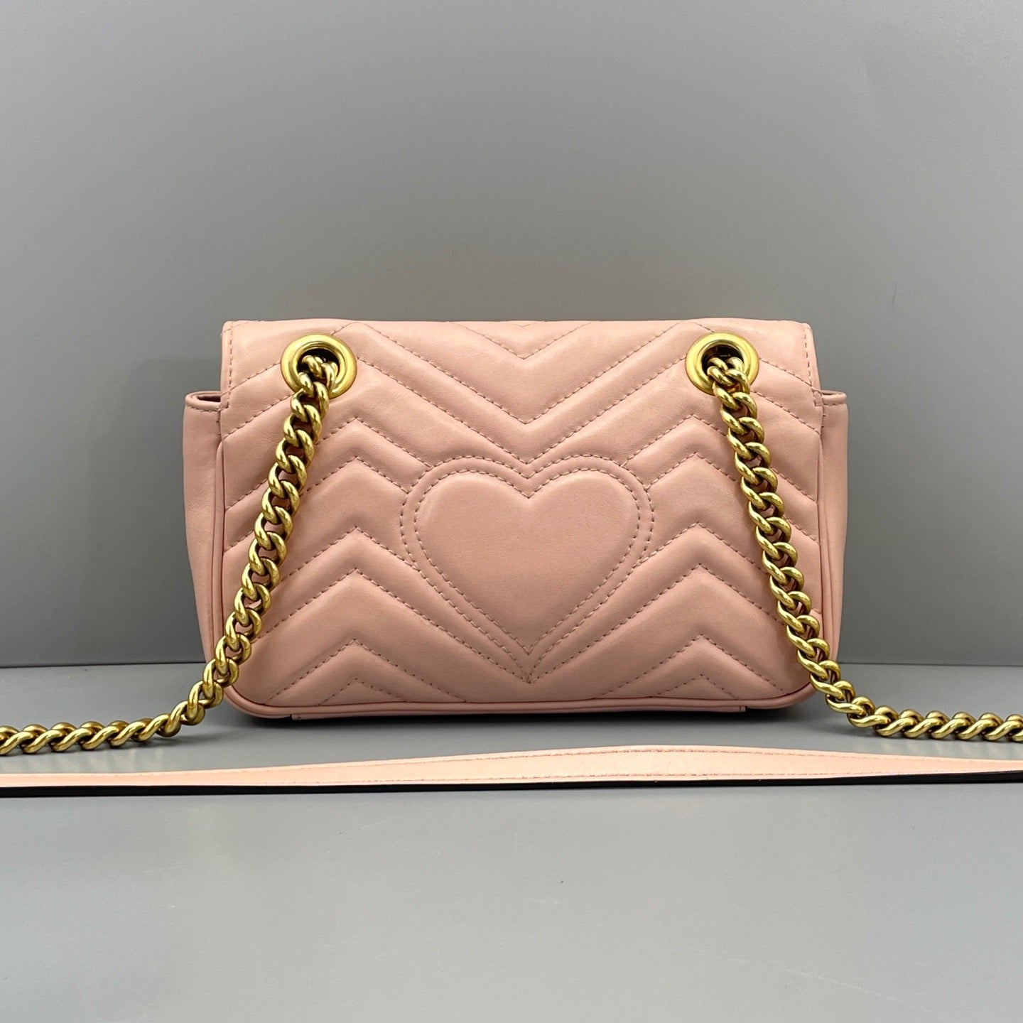 Gucci GG Marmont 22cm small