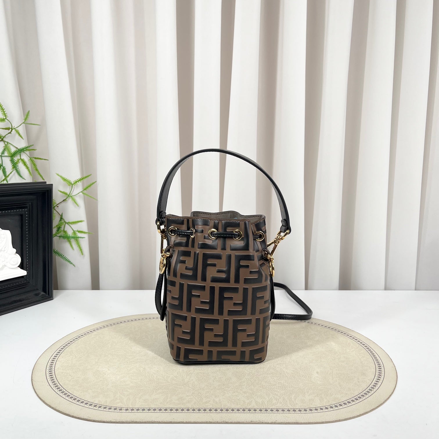 Fendi Mon Tresor mini Vintage Bucket Bag
