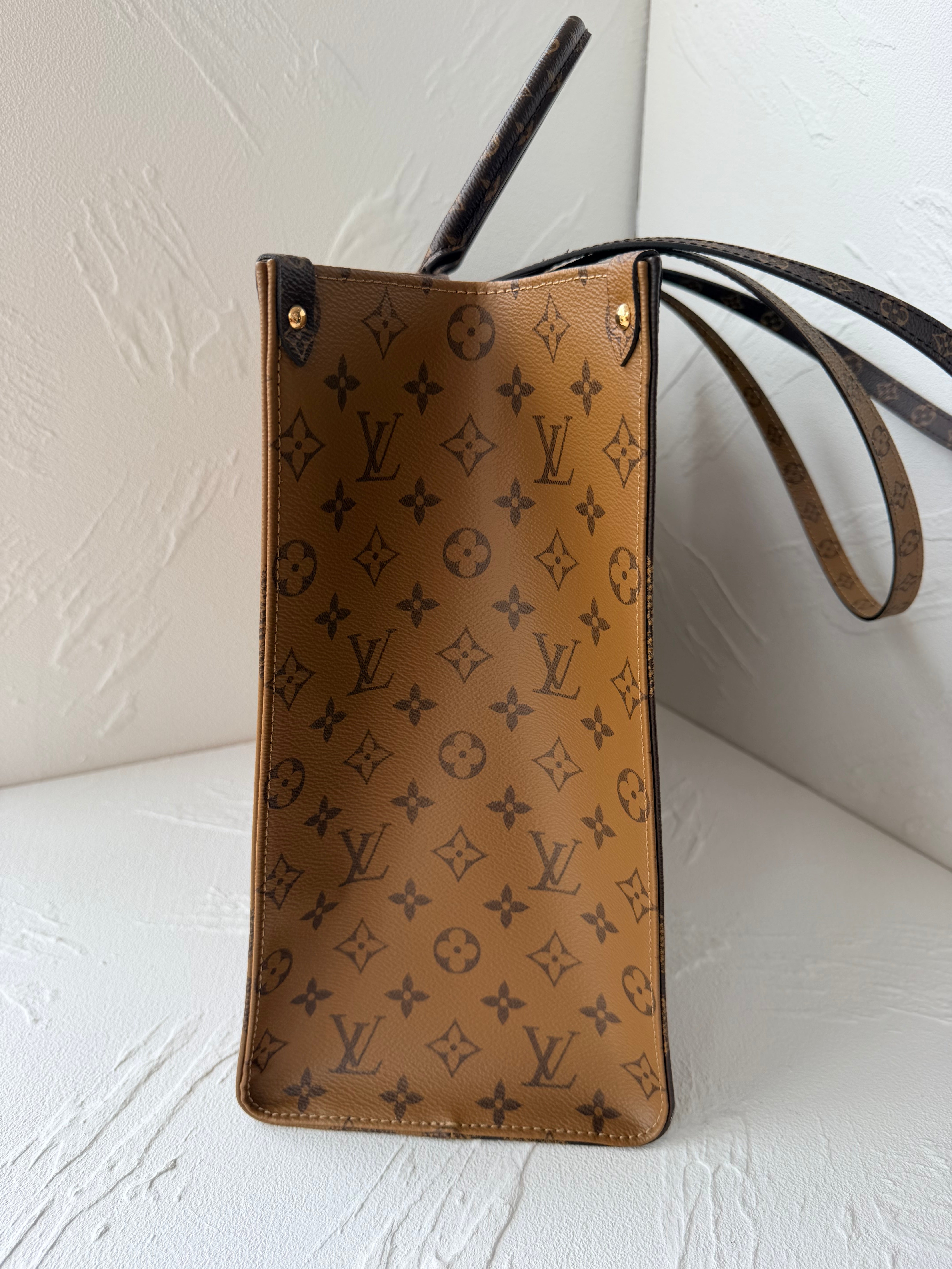 Louis Vuitton Onthego GM Giant Monogram Canvas Tote Bag