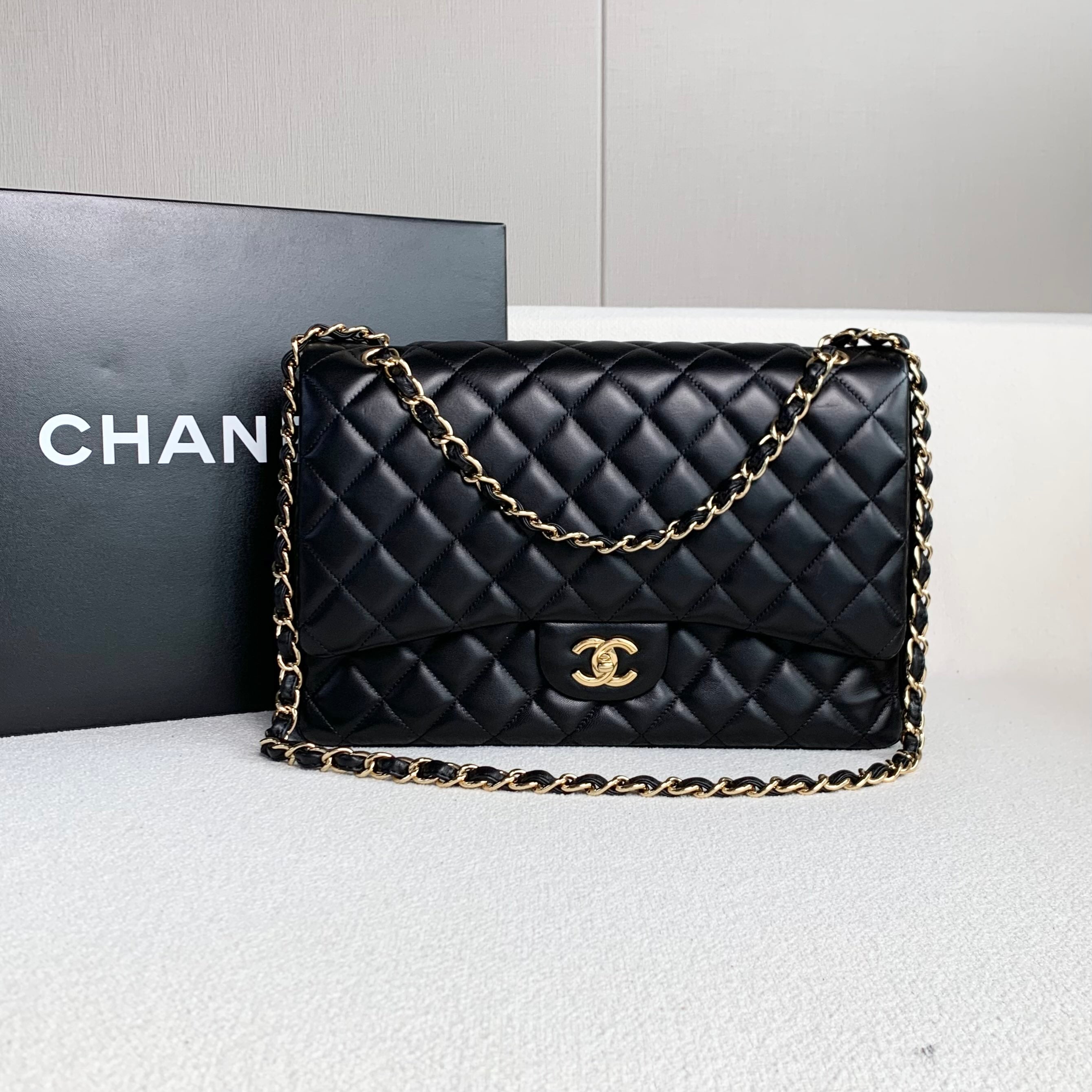 Chanel Maxi Classic Flap Black Quilted Lambskin