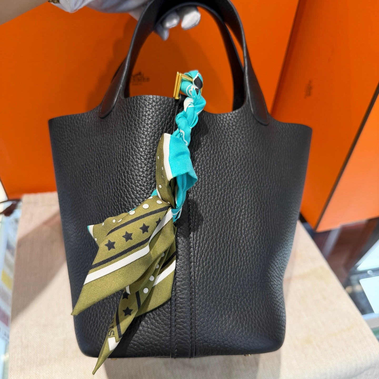 Hermès Picotin Lock 18