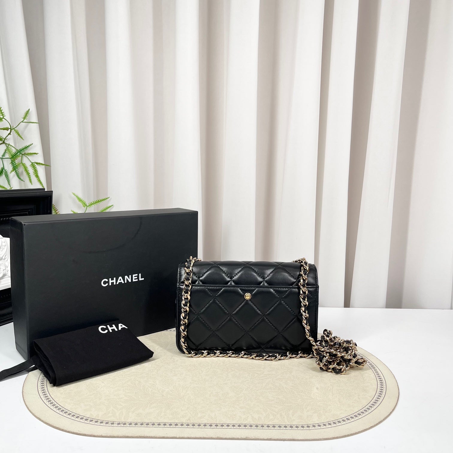 Chanel Black Gold Thick Chain WOC
