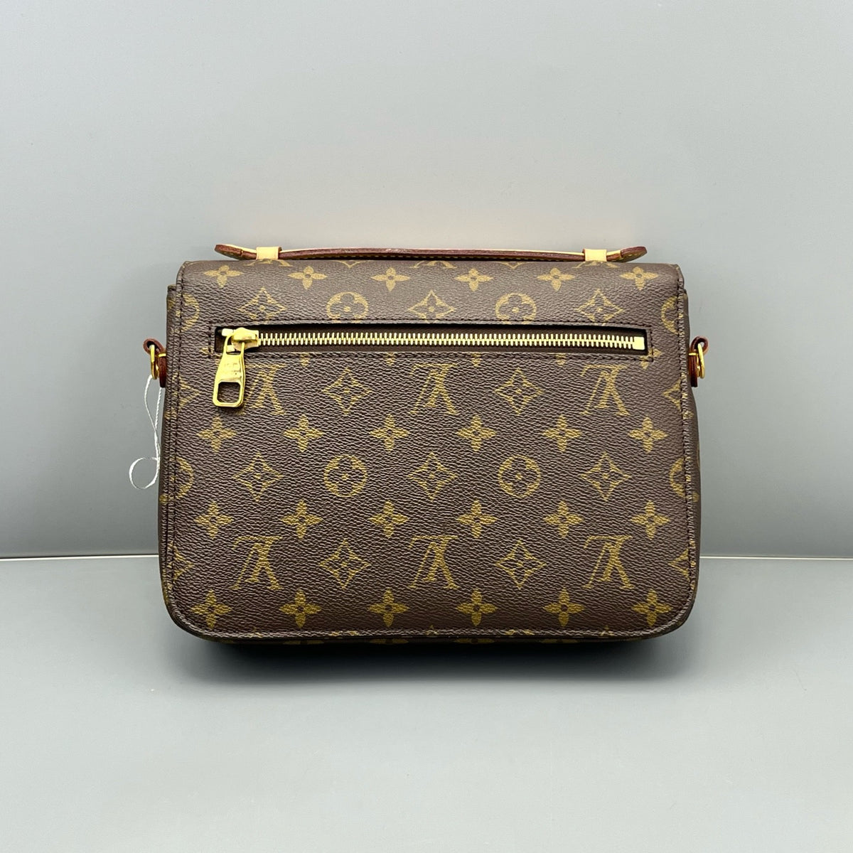 Louis Vuitton Monogram Pochette Metis