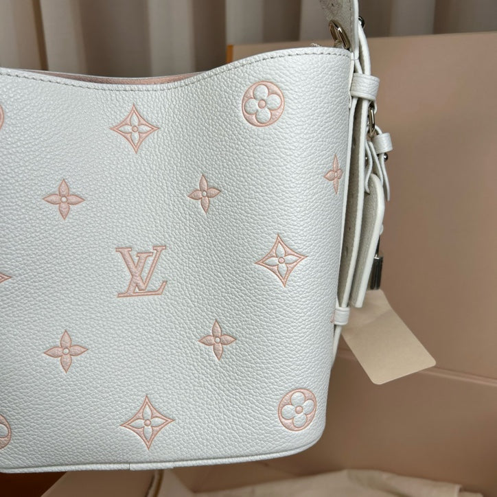 LOUIS VUITTON Allin BB