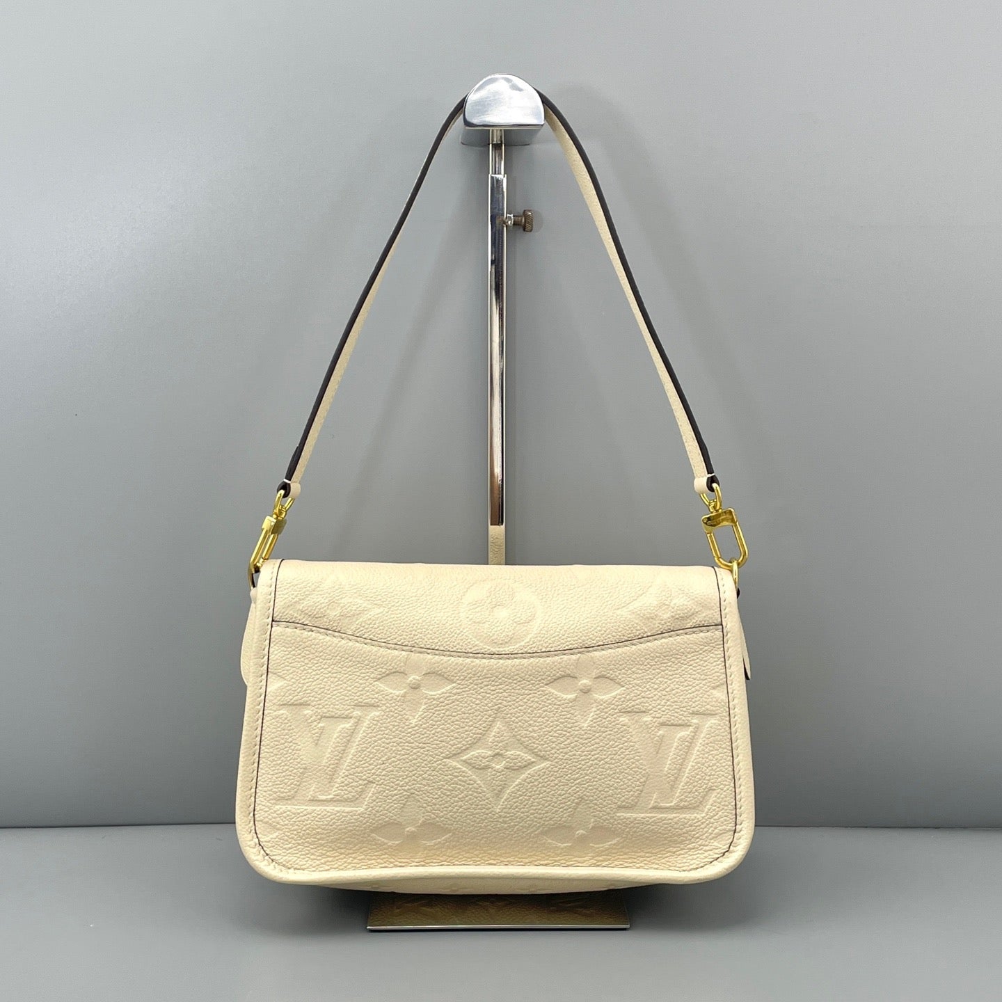 Louis Vuitton Diane Cream Monogram