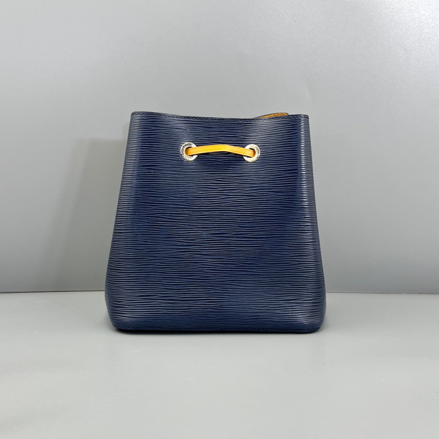 Louis Vuitton NeoNoe