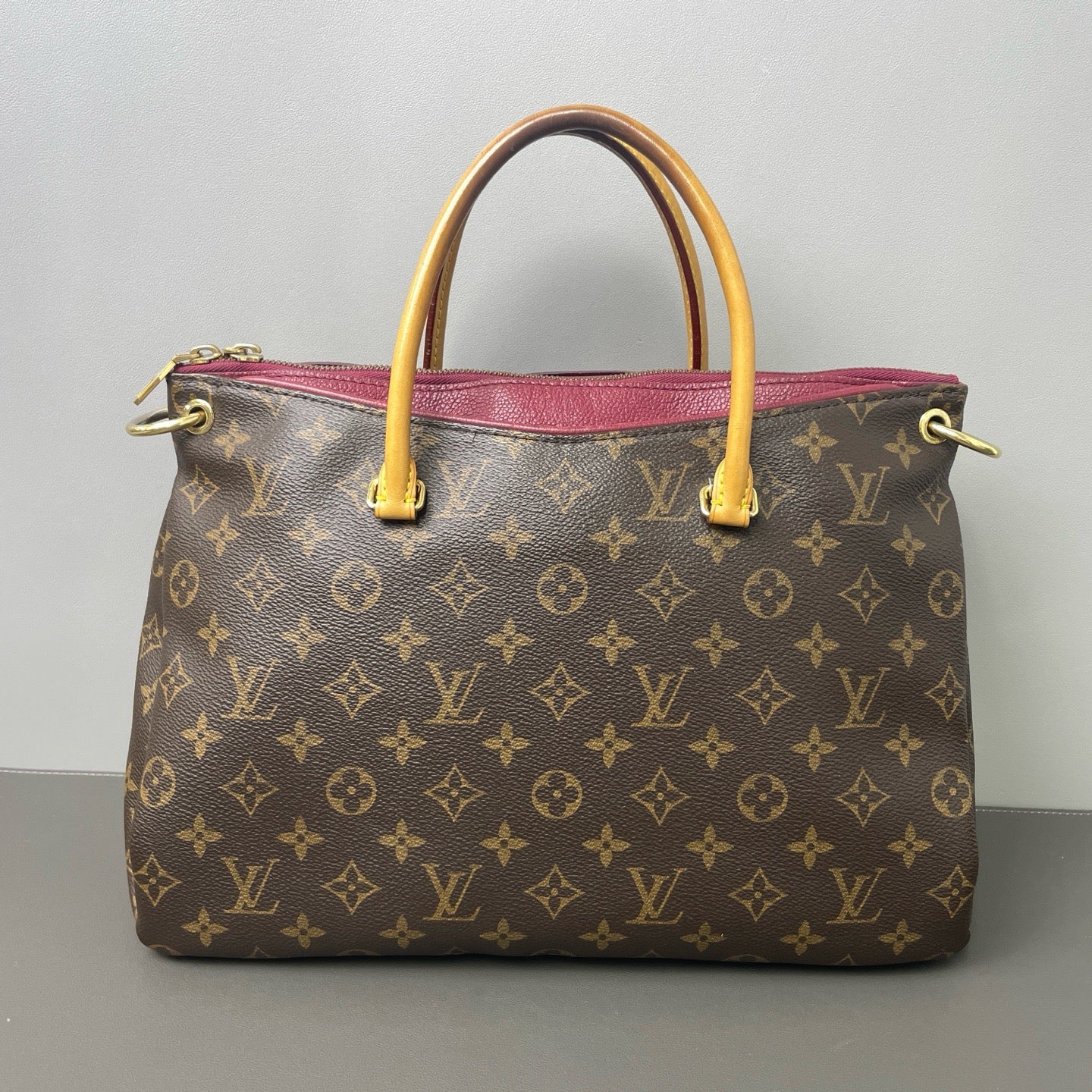 Louis Vuitton Pallas MM Tote
