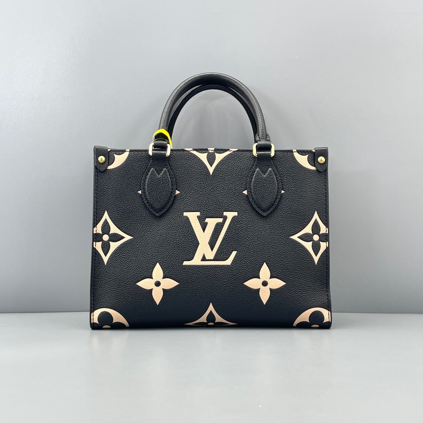 Louis Vuitton OnTheGo PM Black