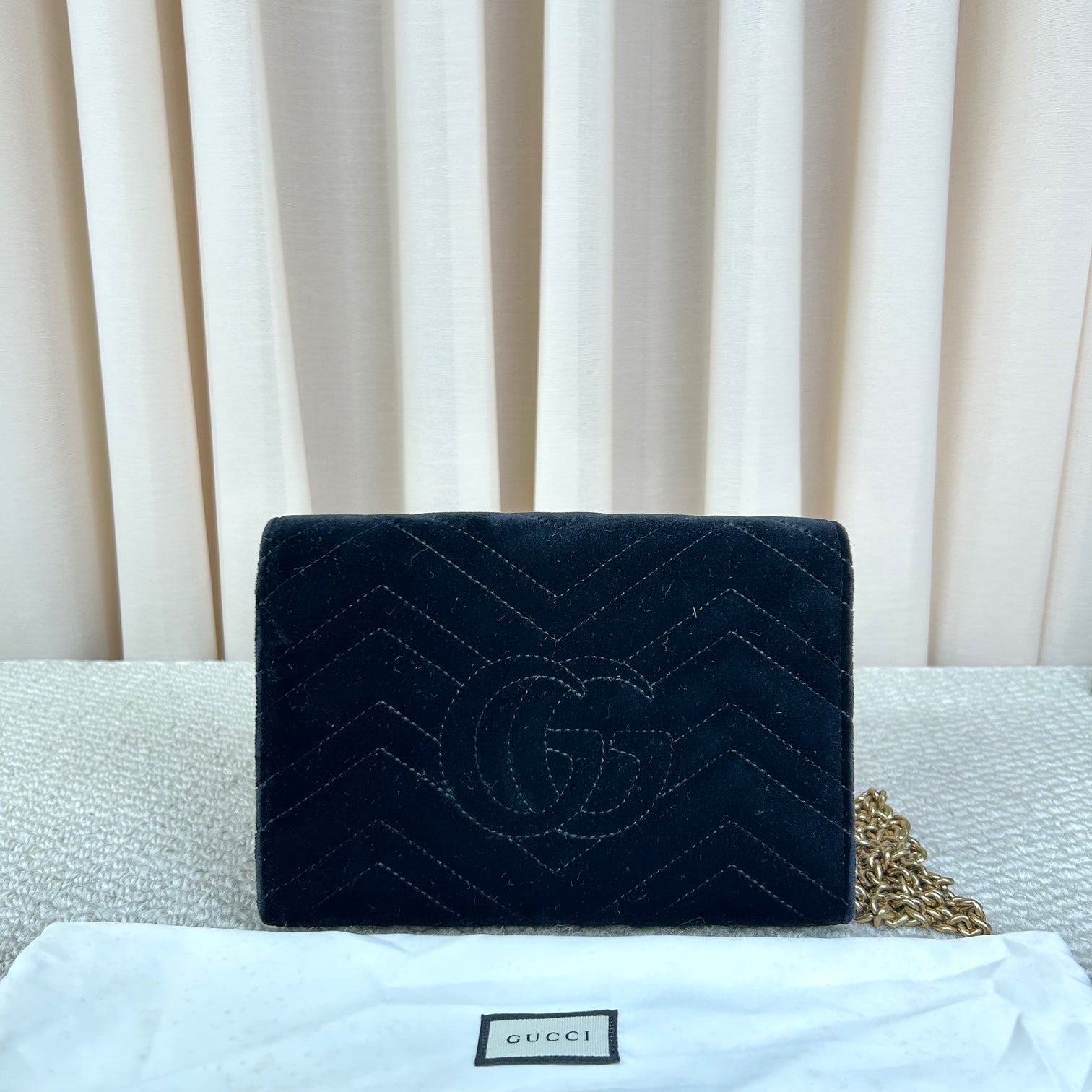 Gucci GG Marmont Velvet Chain Bag