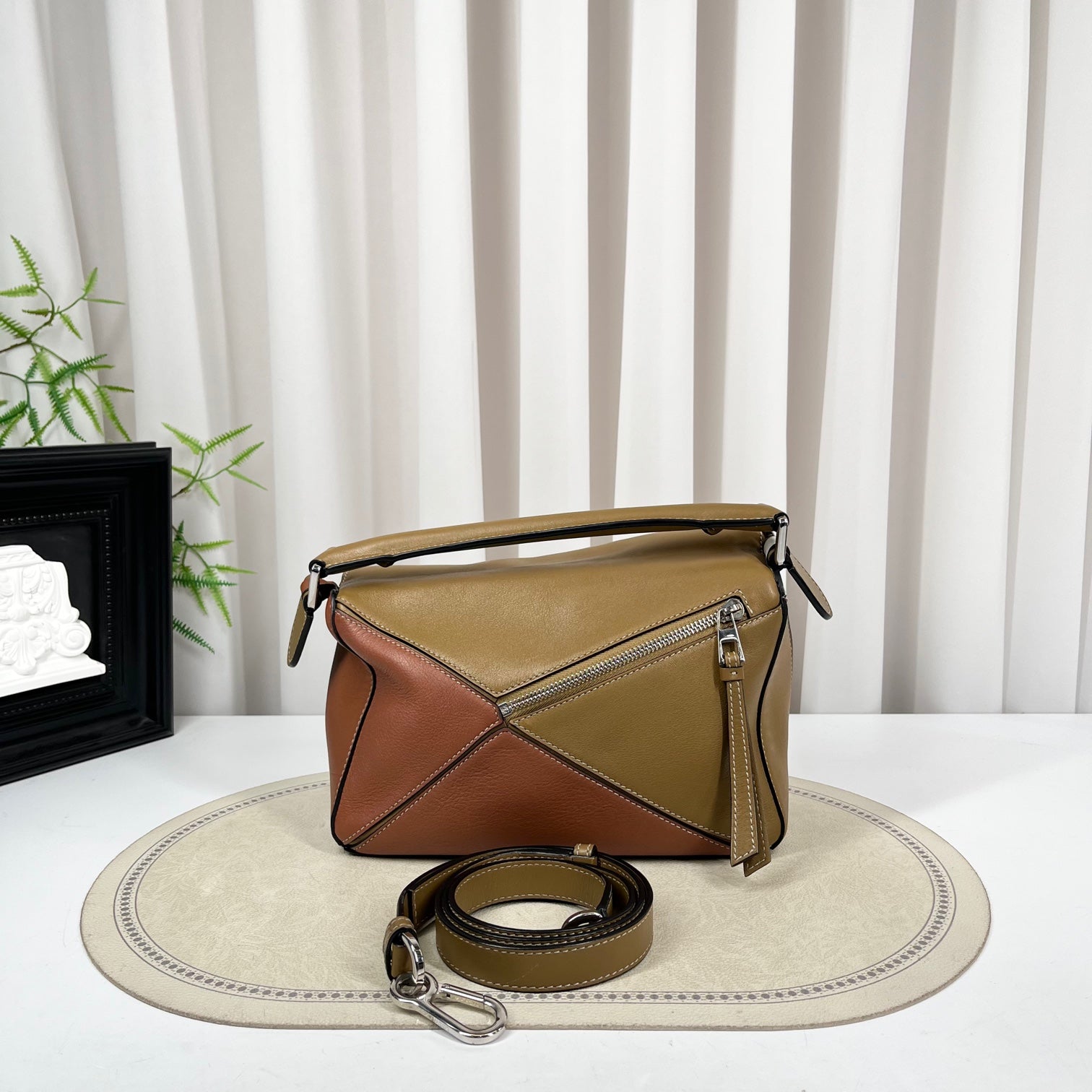 Loewe Puzzle Caramel Colour Block Small