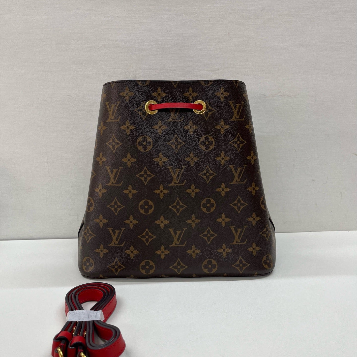 Louis Vuitton Neoneo Monogram Bucket Bag