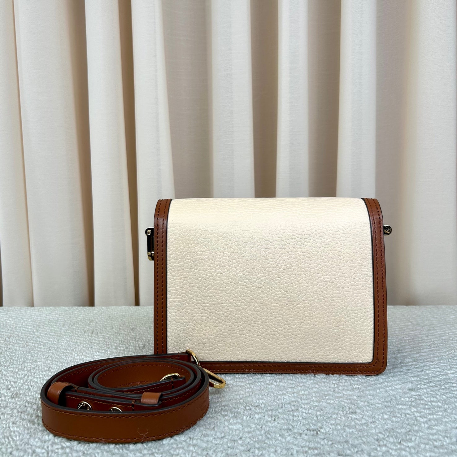 LOUIS VUITTON Dauphine Bag