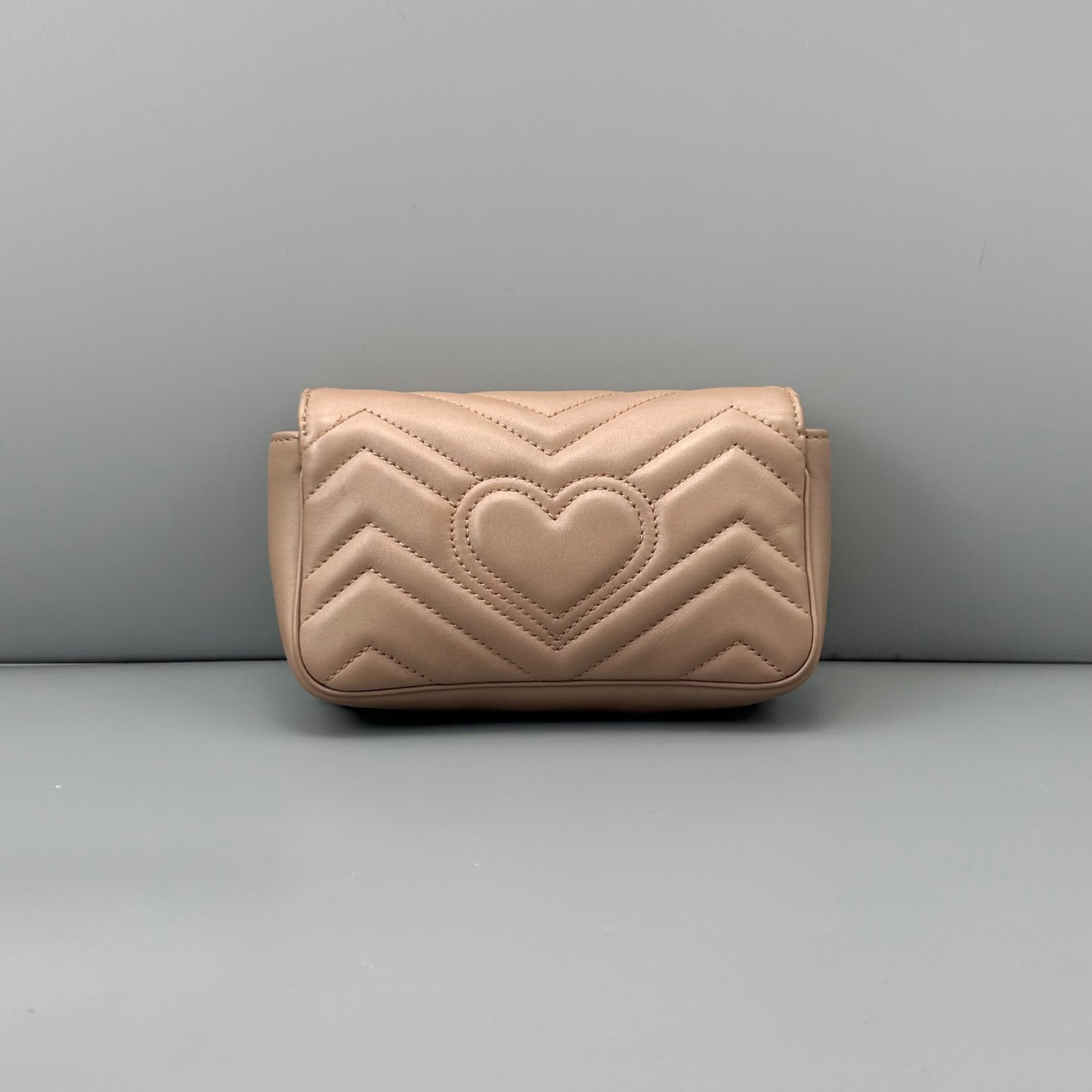 Gucci GG Marmont Super Mini Beige