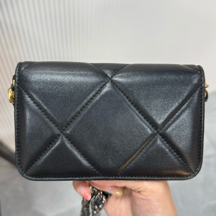 Chanel 19bag WOC Mini
