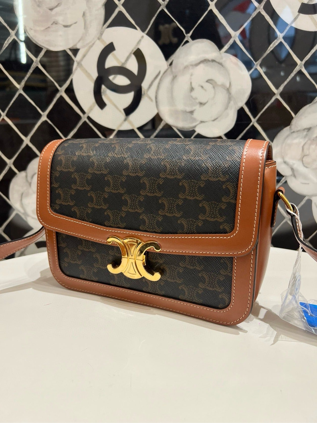 Celine Triomphe Medium