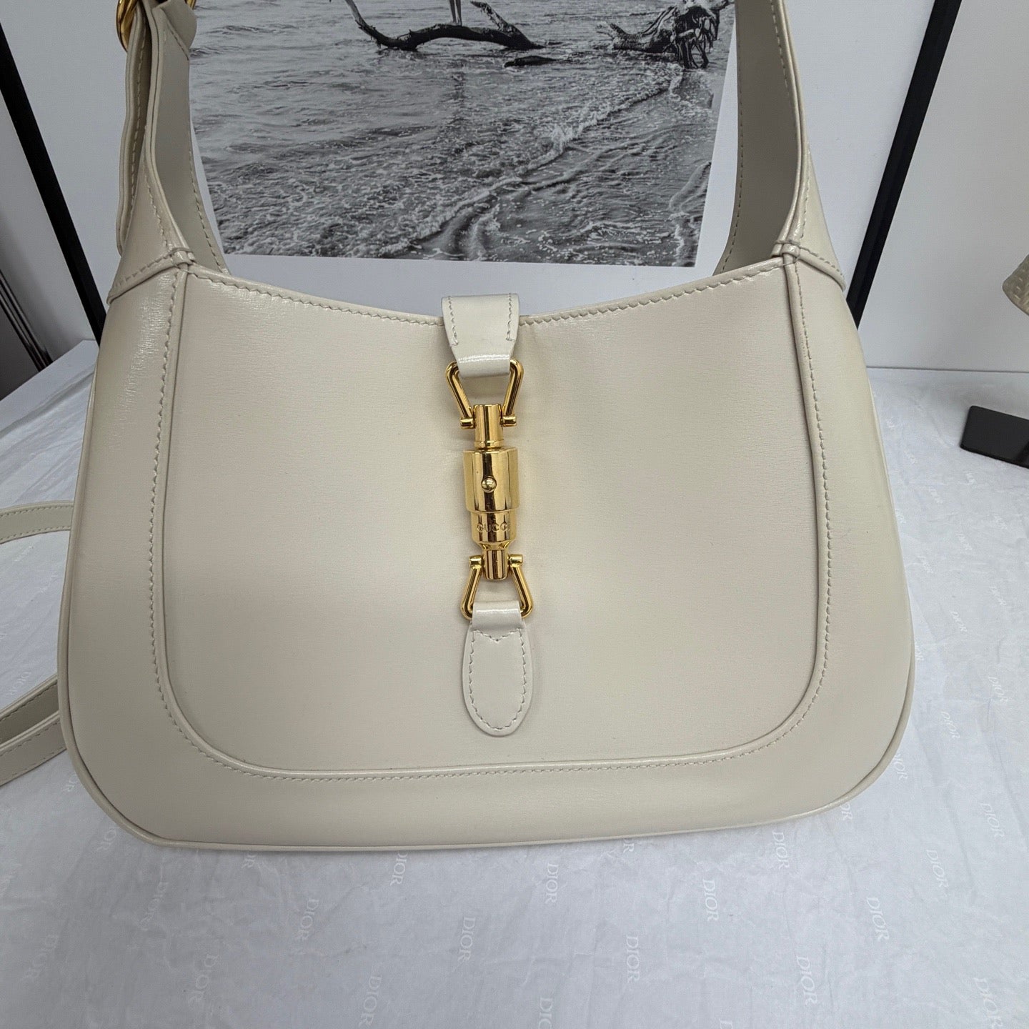 Gucci Medium Jackie 1961 Shoulder Bag in Ivory Smooth